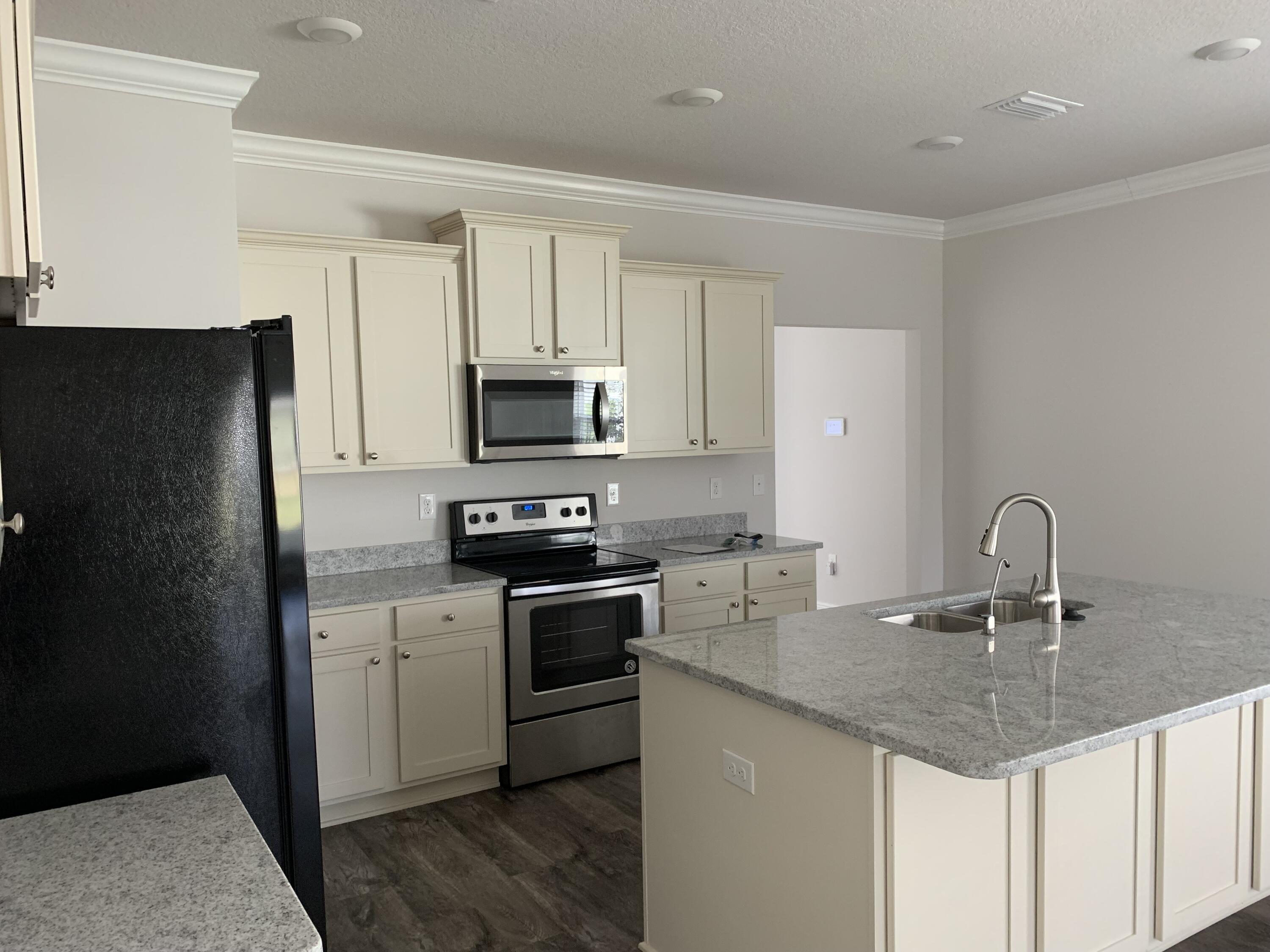 Hammock Bay - Firefly - Residential Lease