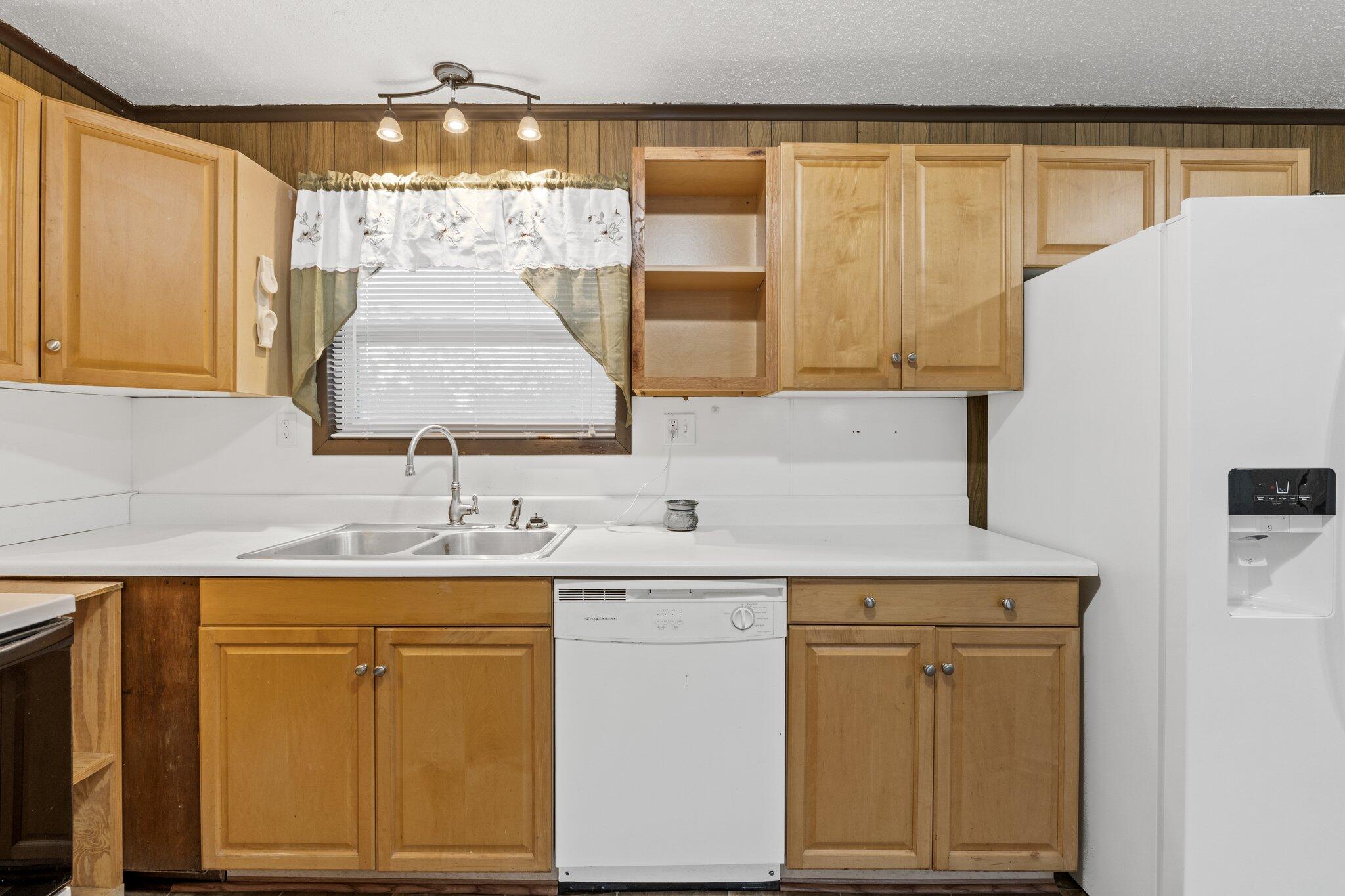 No Named Subdivision - Residential Lease