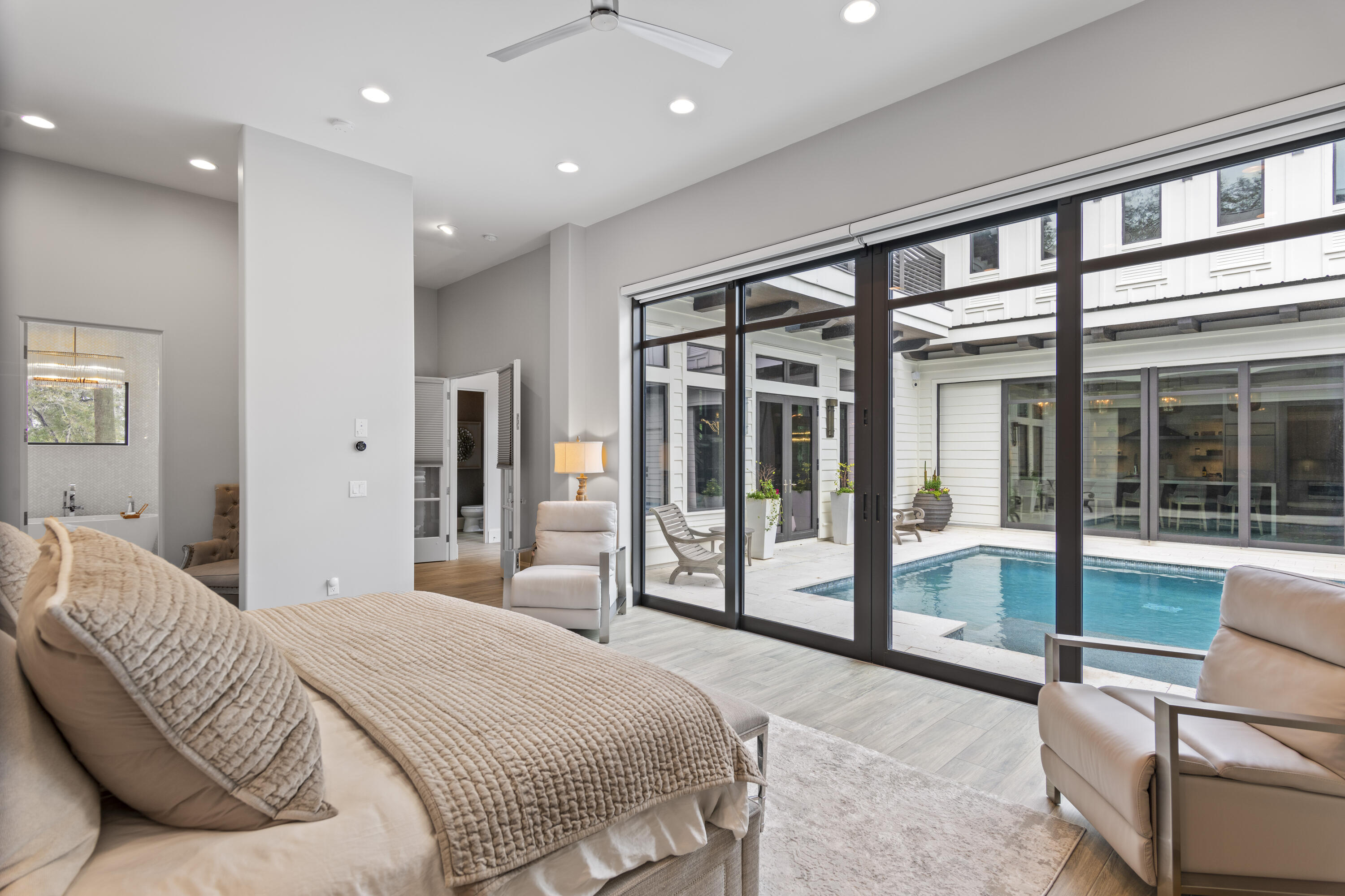 SEAGROVE VILLAGE 7TH ADD - Residential