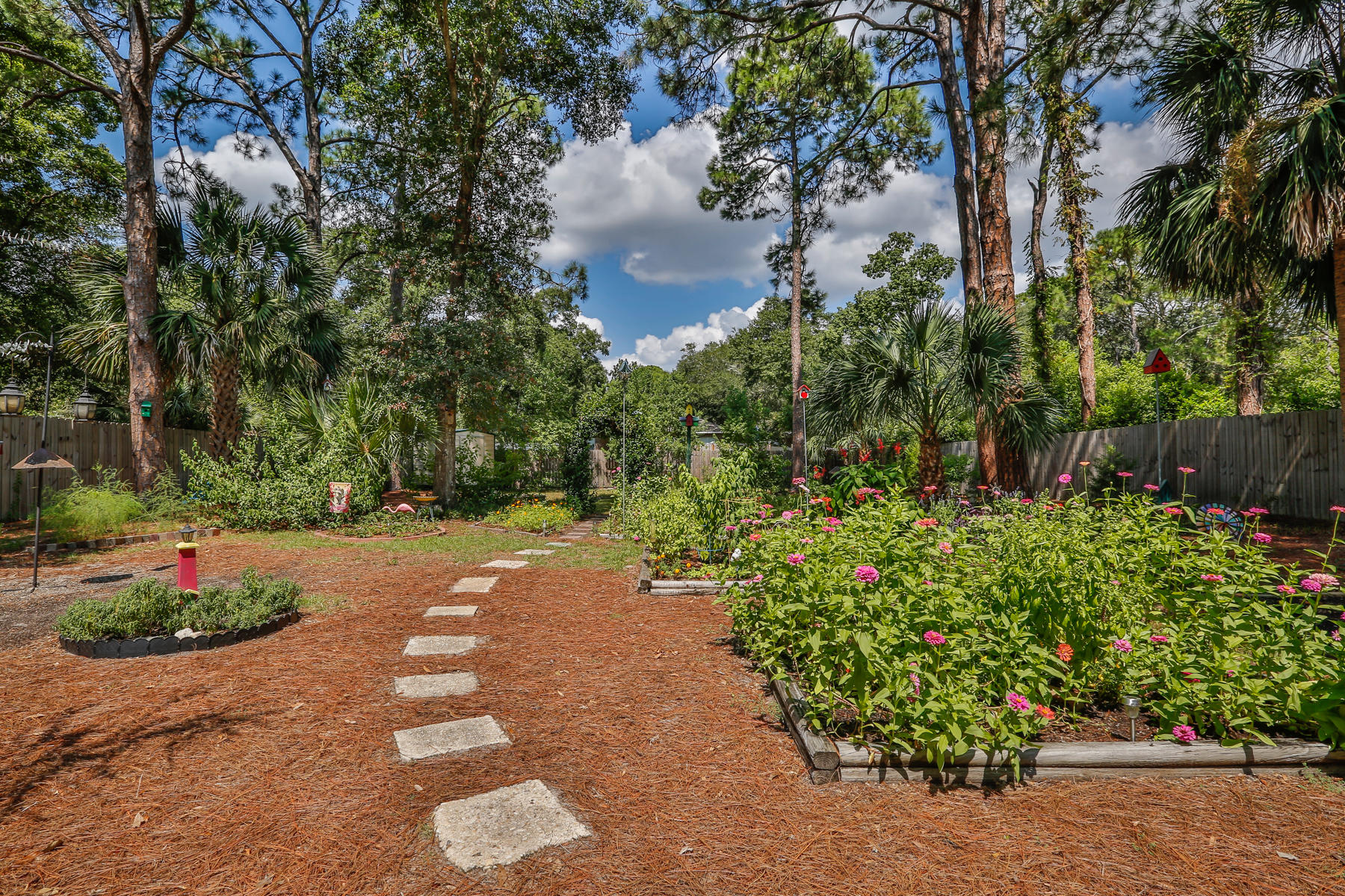 GARNIERS BEACH - Residential