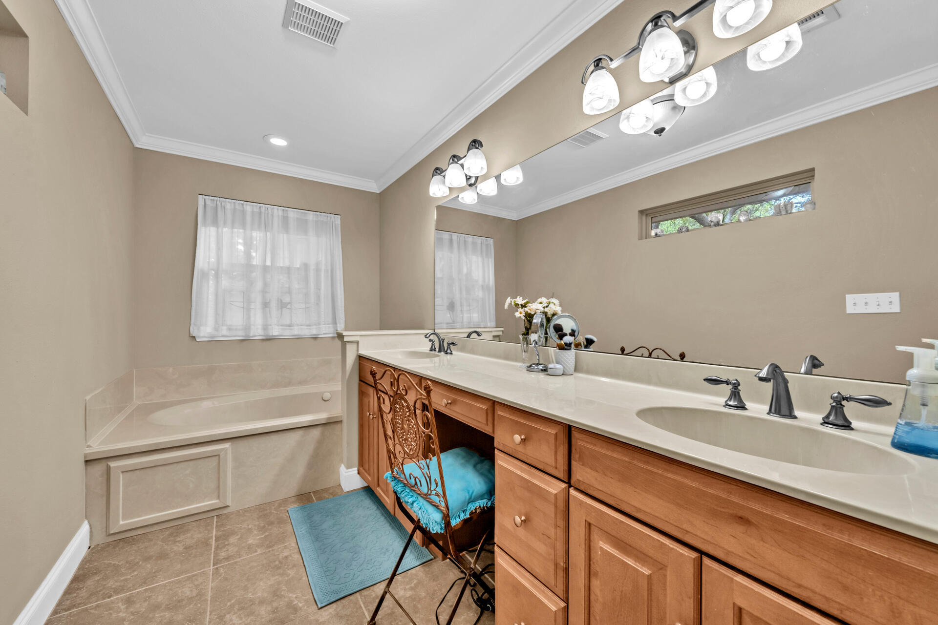 RAINTREE ESTATES - Residential