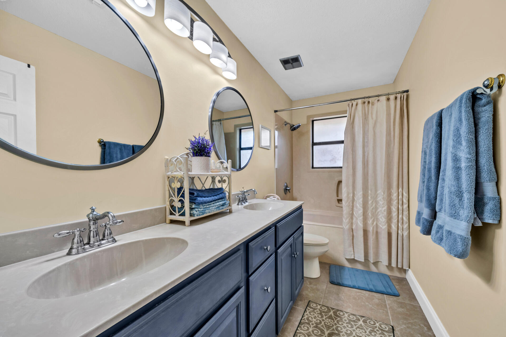 RAINTREE ESTATES - Residential