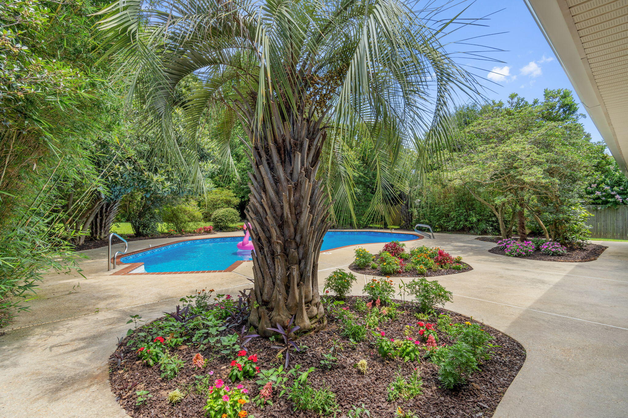 GARDENBROOK - Residential