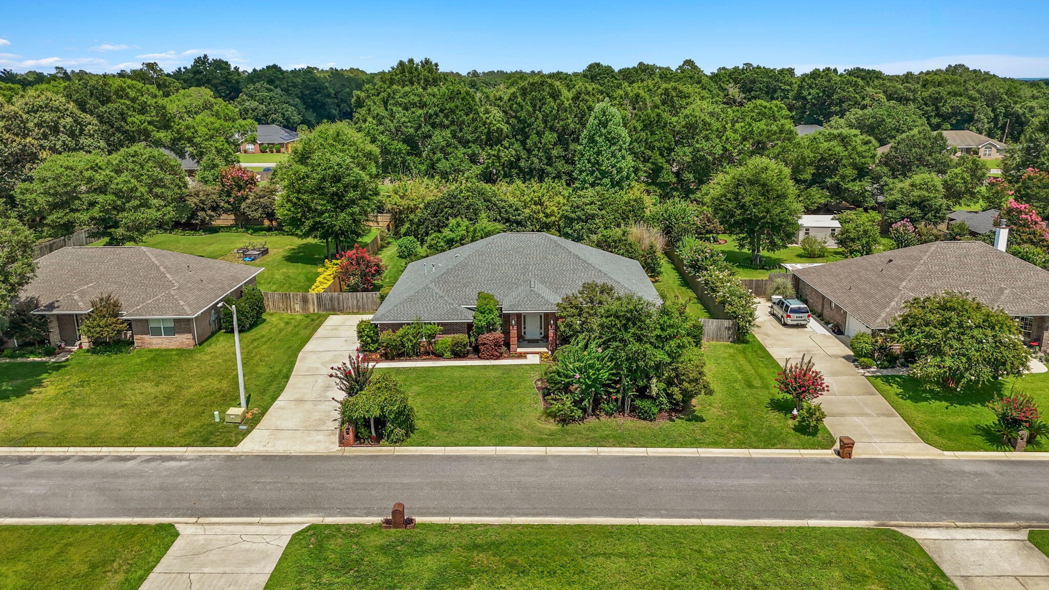 GARDENBROOK - Residential