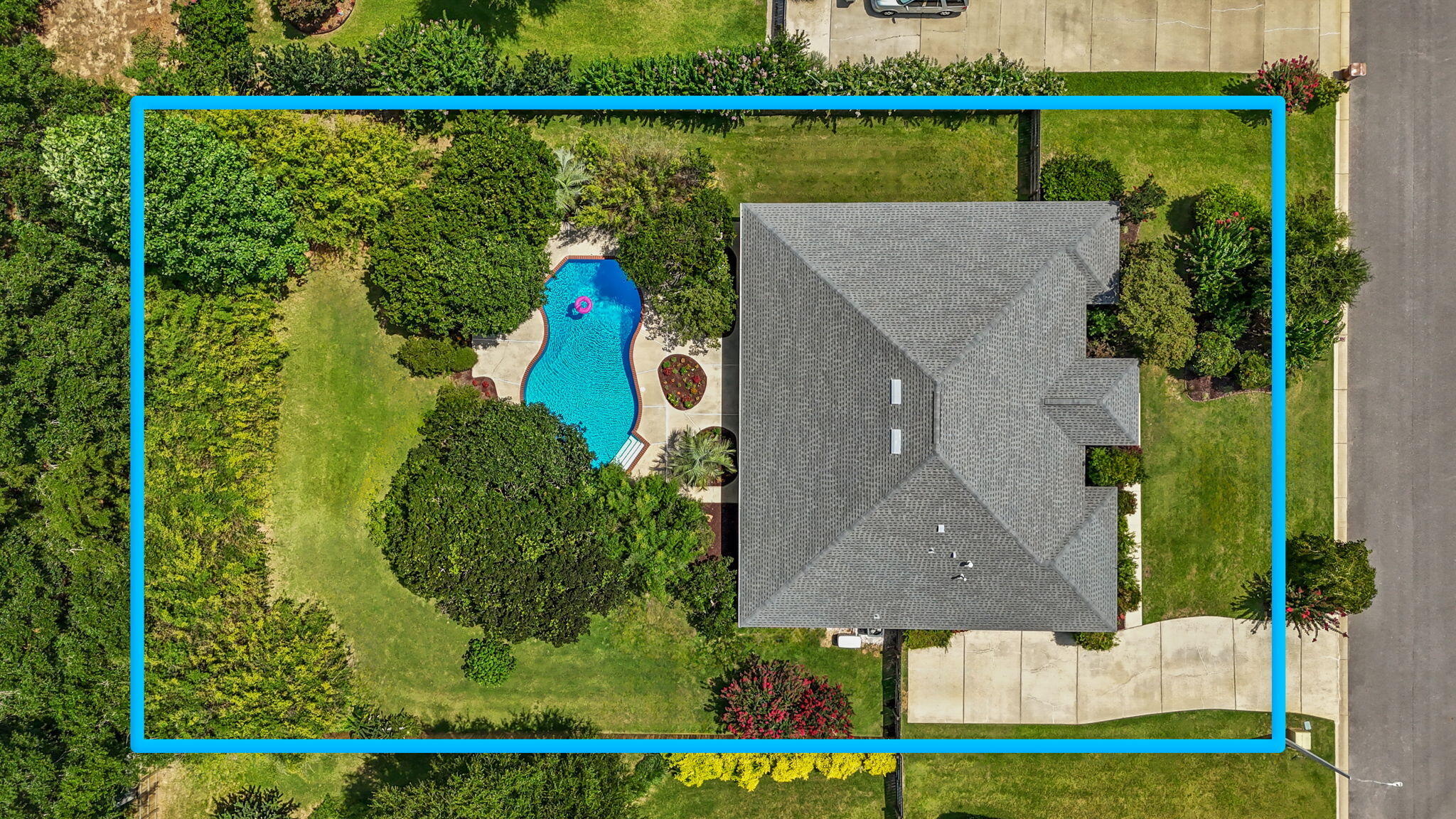 GARDENBROOK - Residential