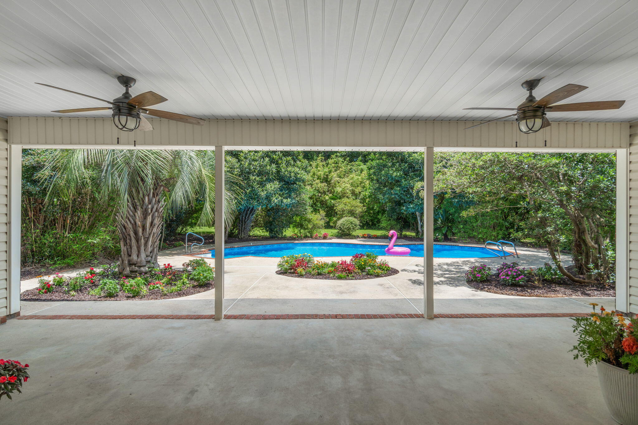 GARDENBROOK - Residential