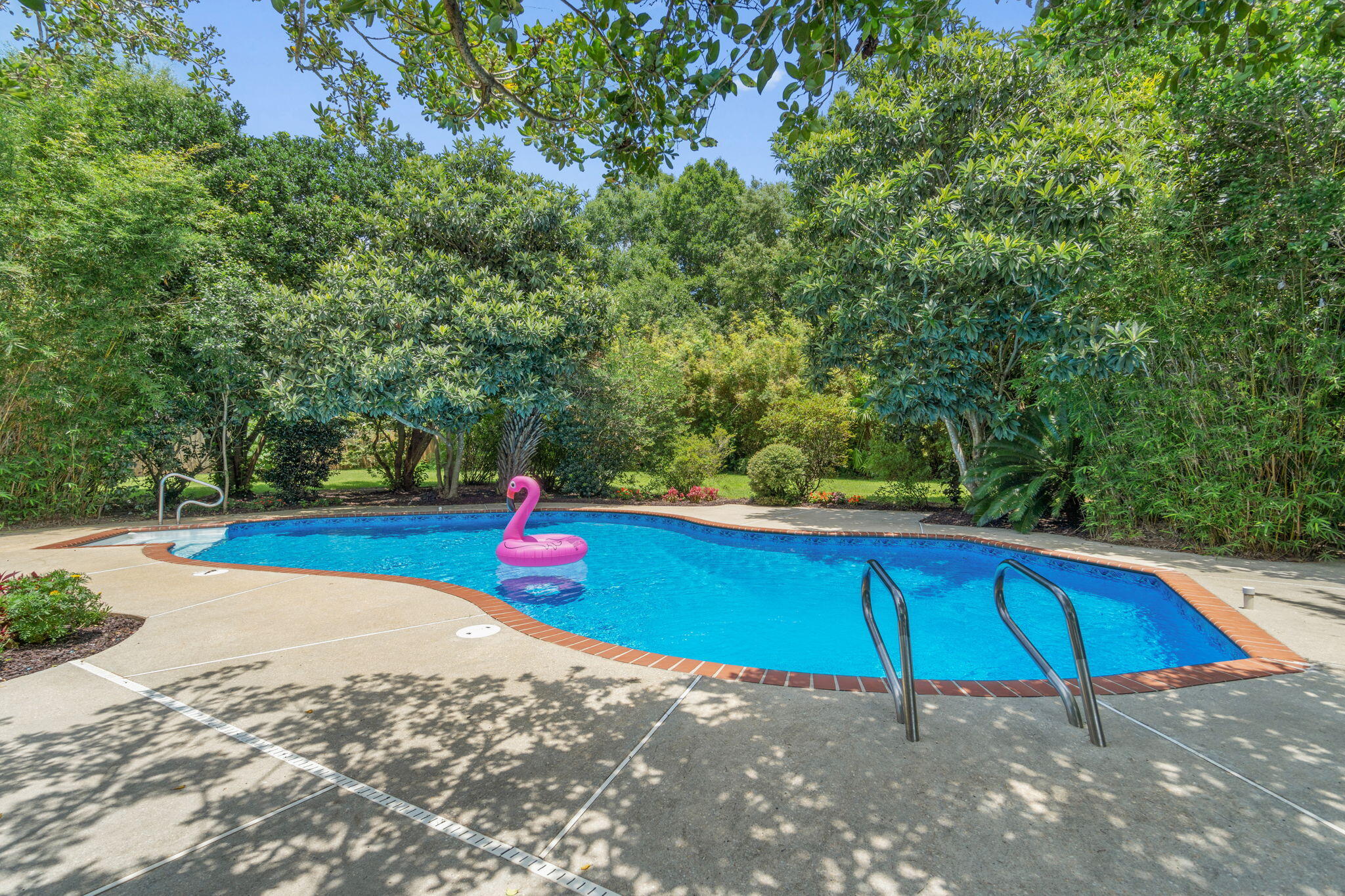 GARDENBROOK - Residential