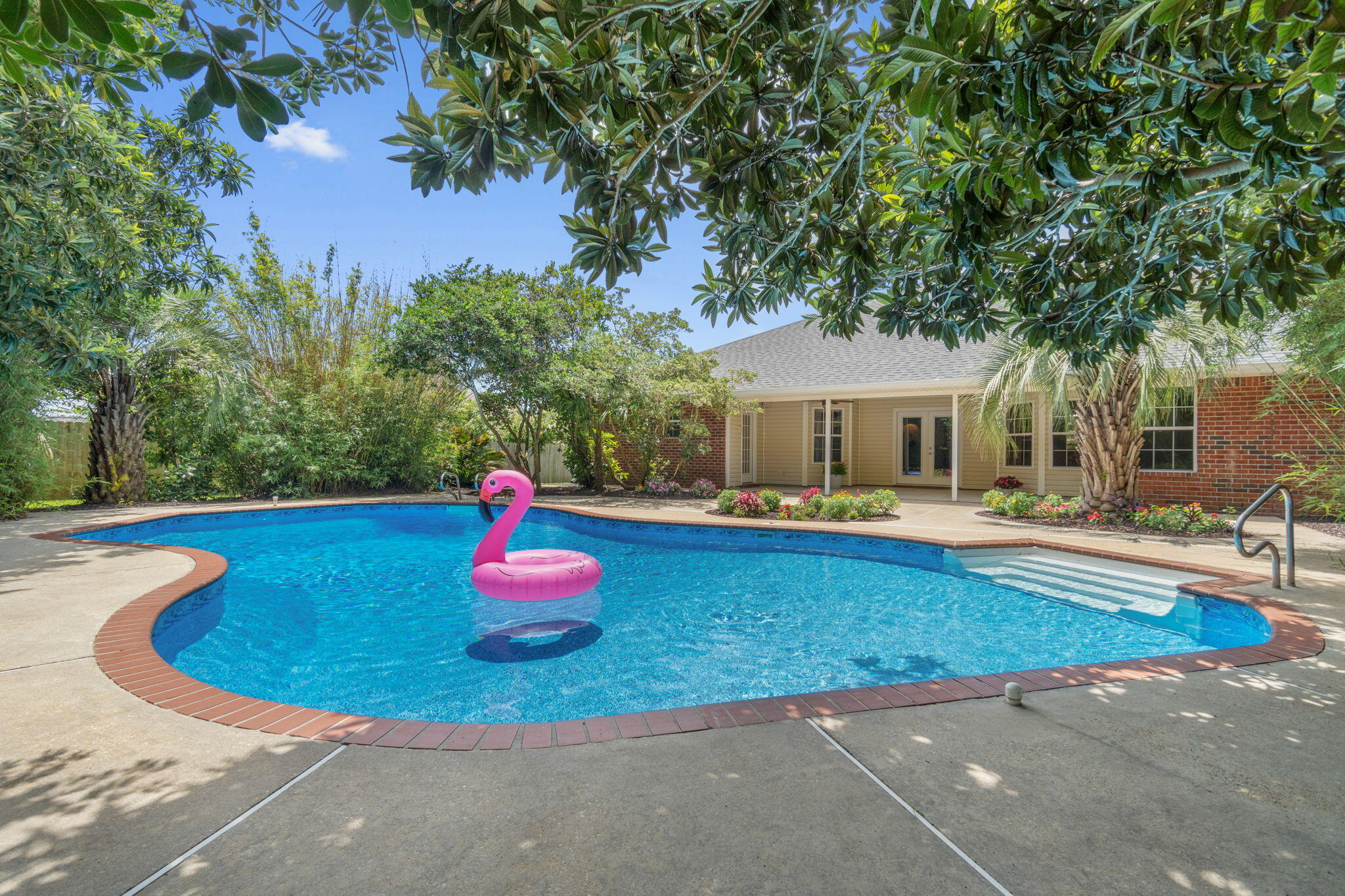 GARDENBROOK - Residential