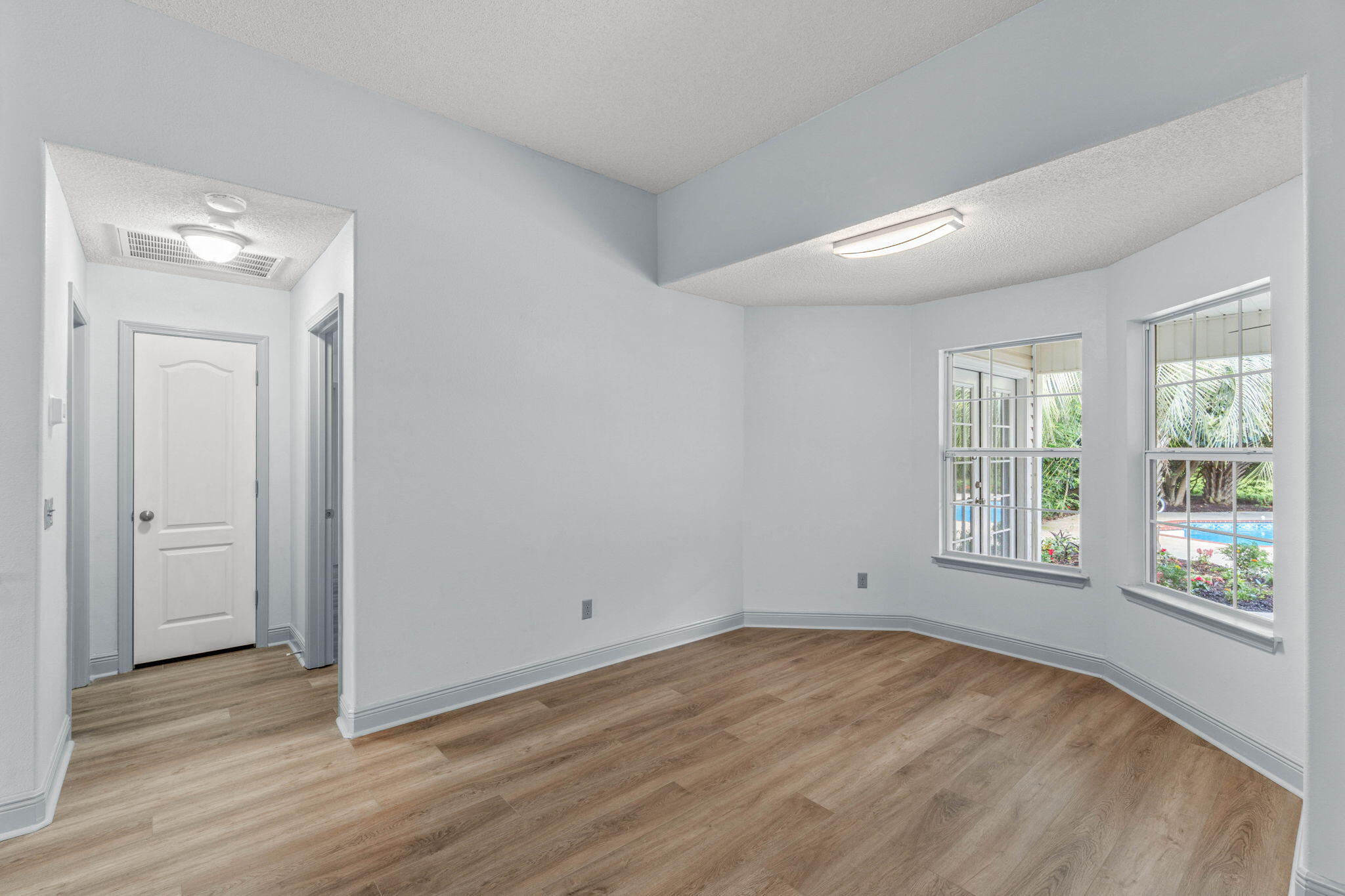 GARDENBROOK - Residential