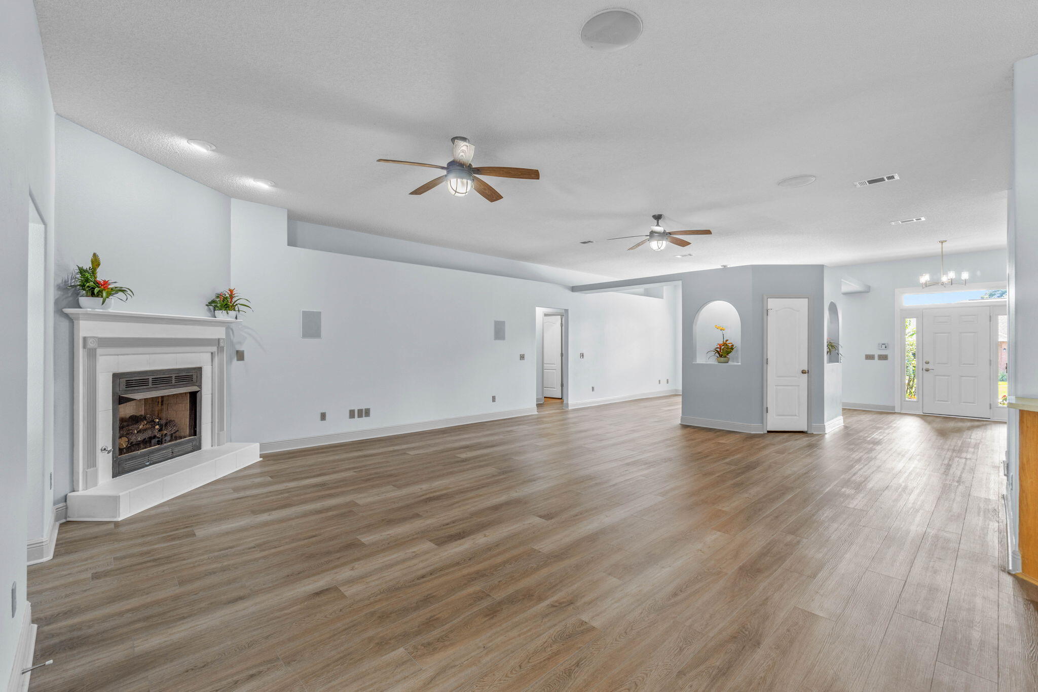 GARDENBROOK - Residential