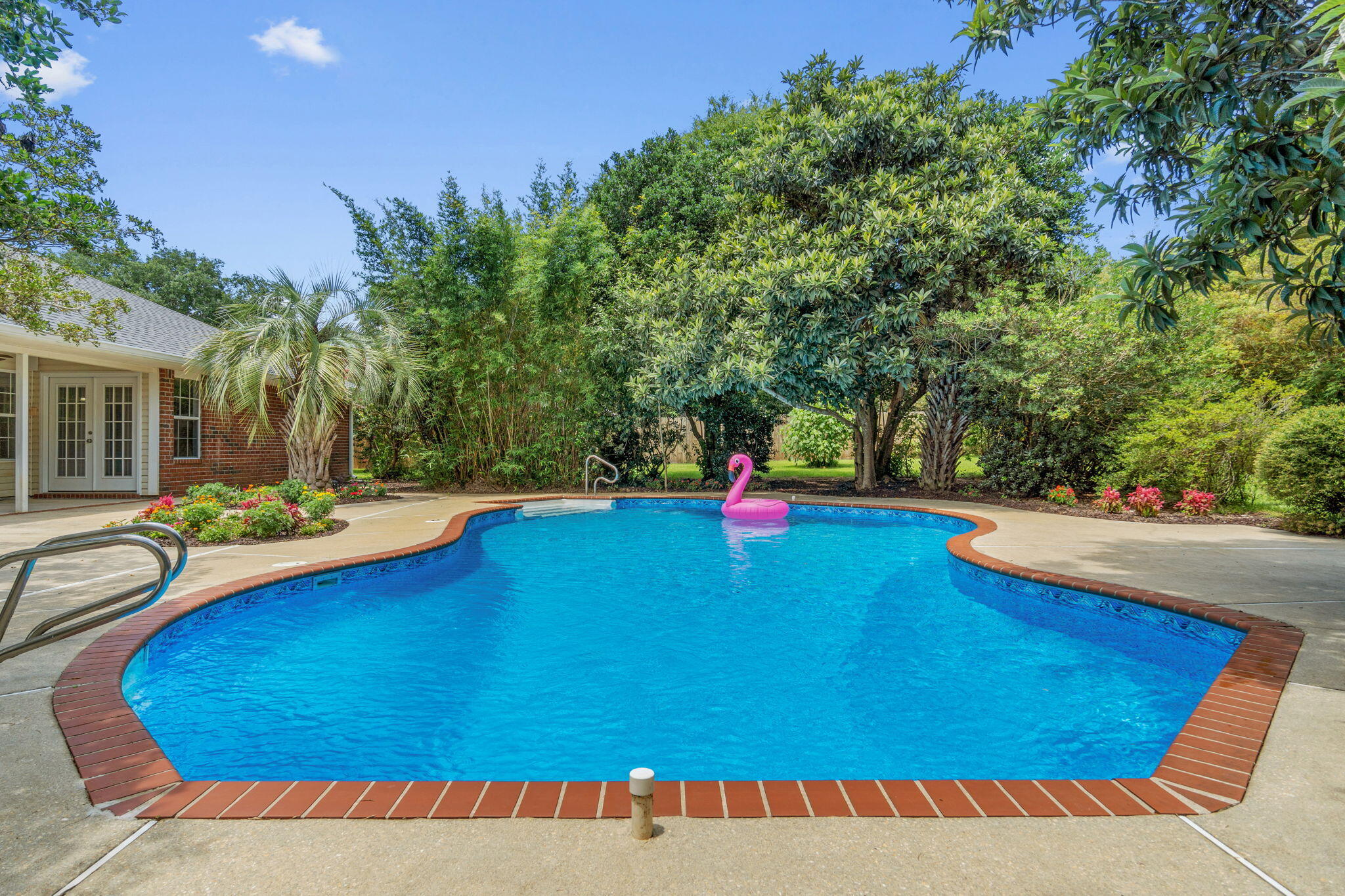 GARDENBROOK - Residential