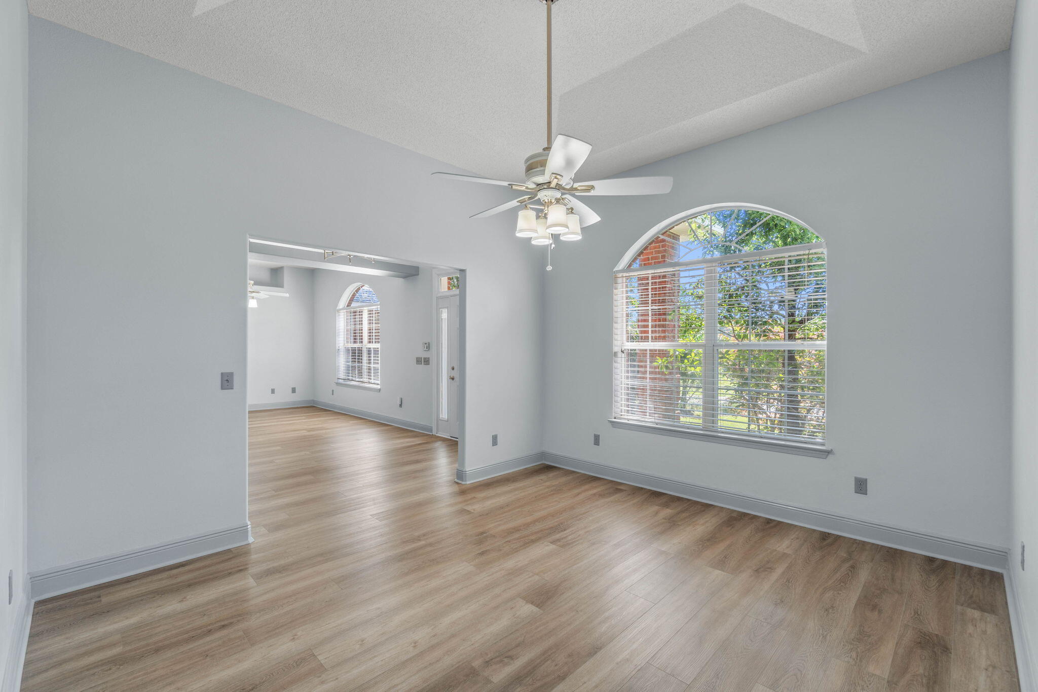 GARDENBROOK - Residential