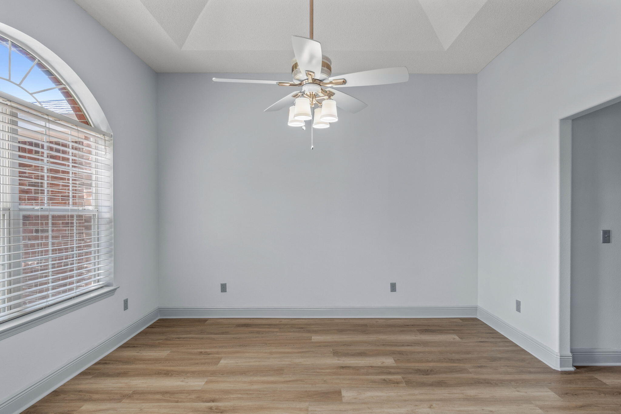 GARDENBROOK - Residential