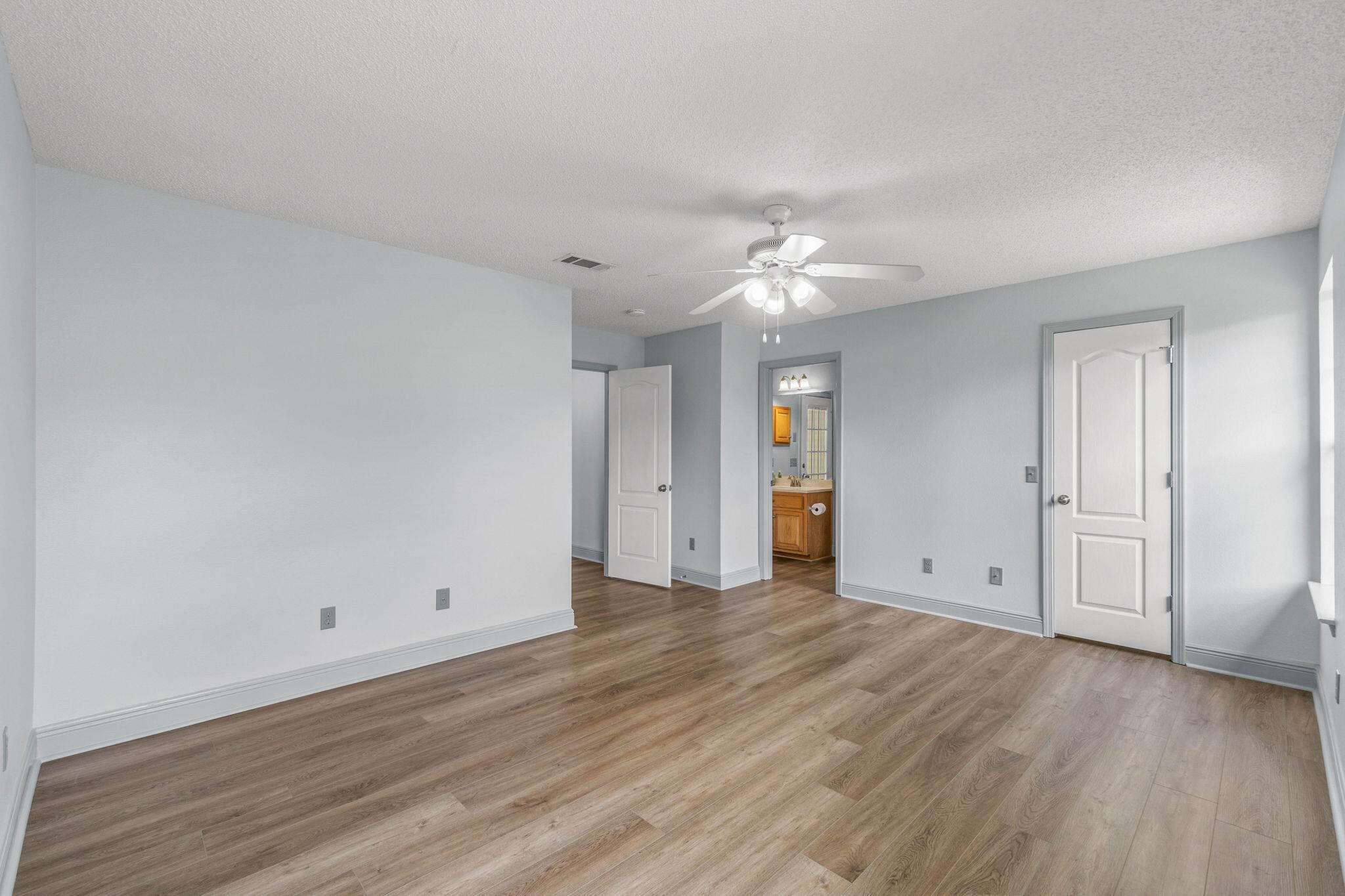 GARDENBROOK - Residential