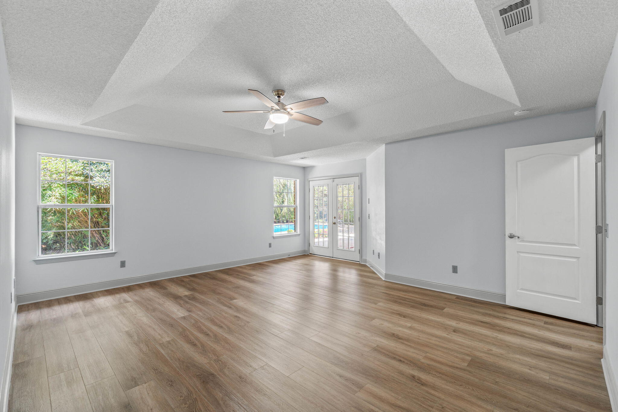 GARDENBROOK - Residential
