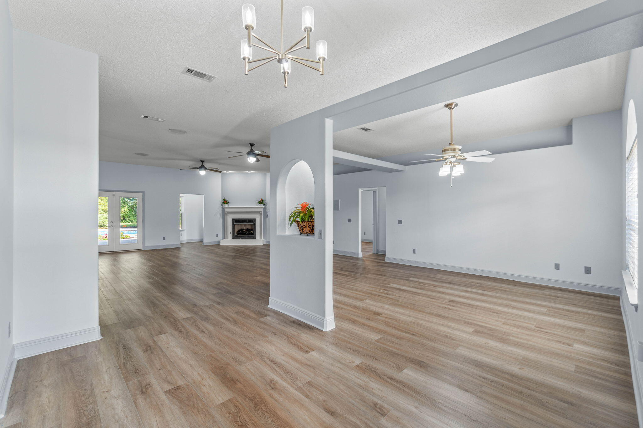 GARDENBROOK - Residential