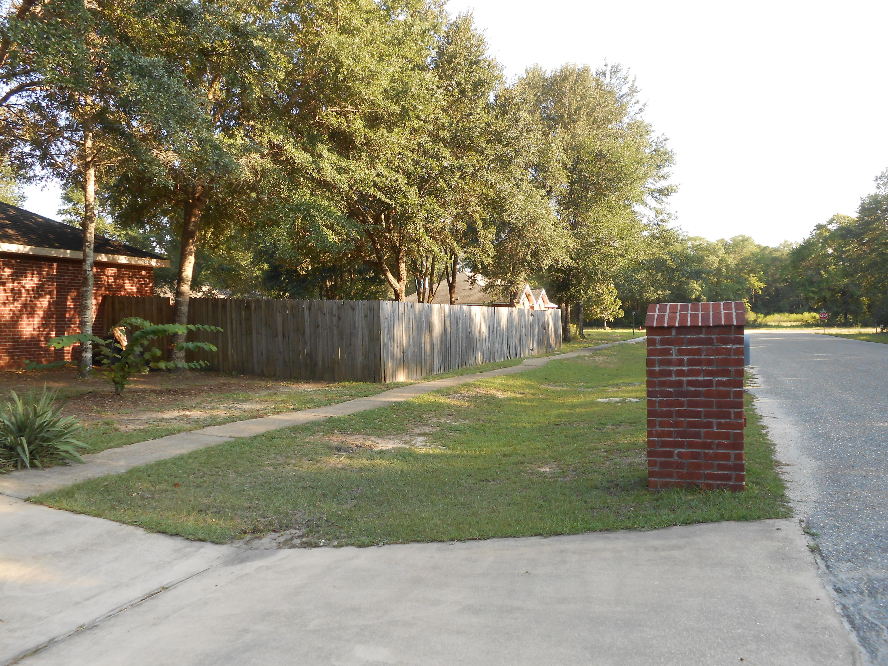 GARDEN OAKS - Residential