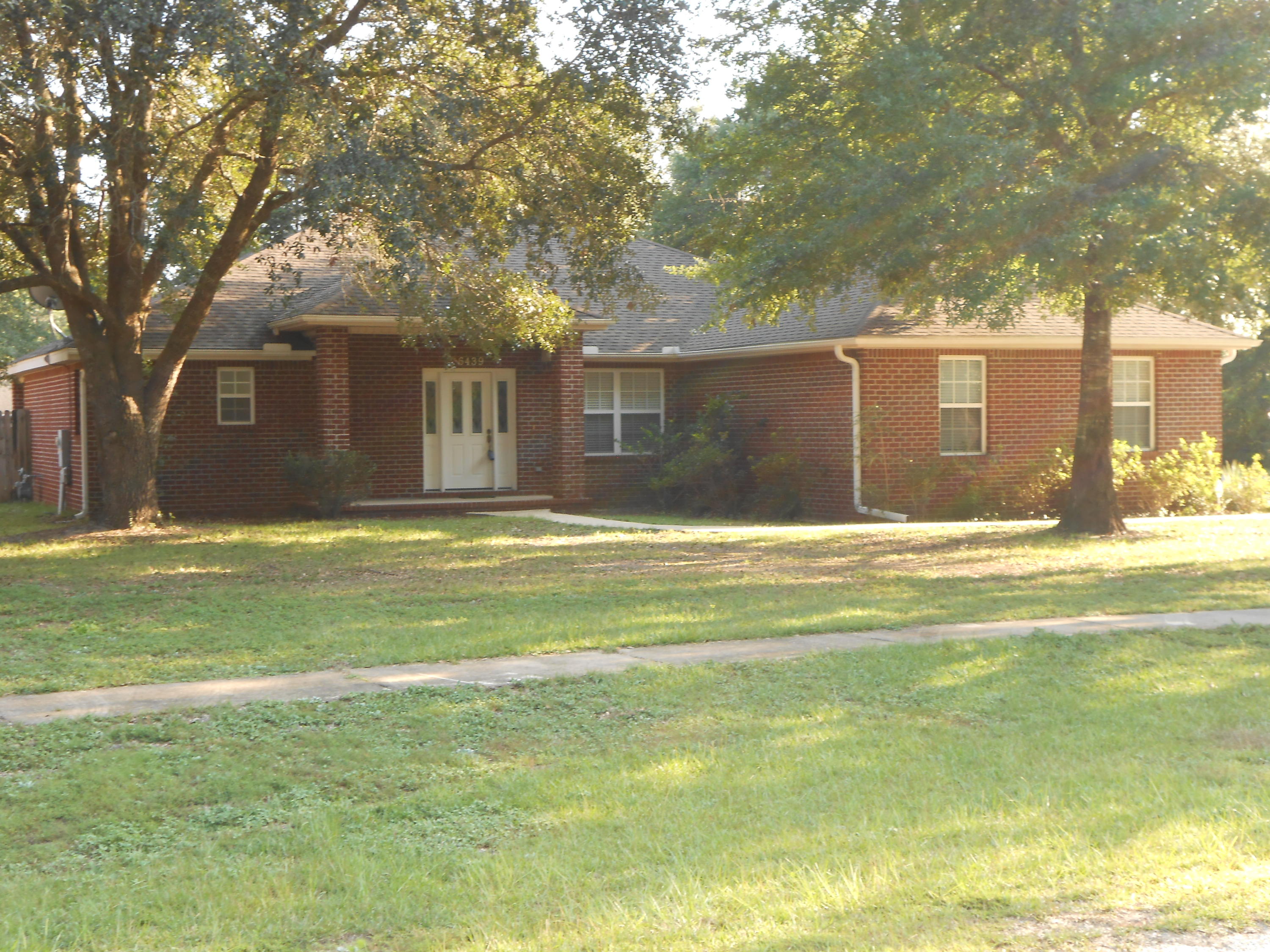 GARDEN OAKS - Residential