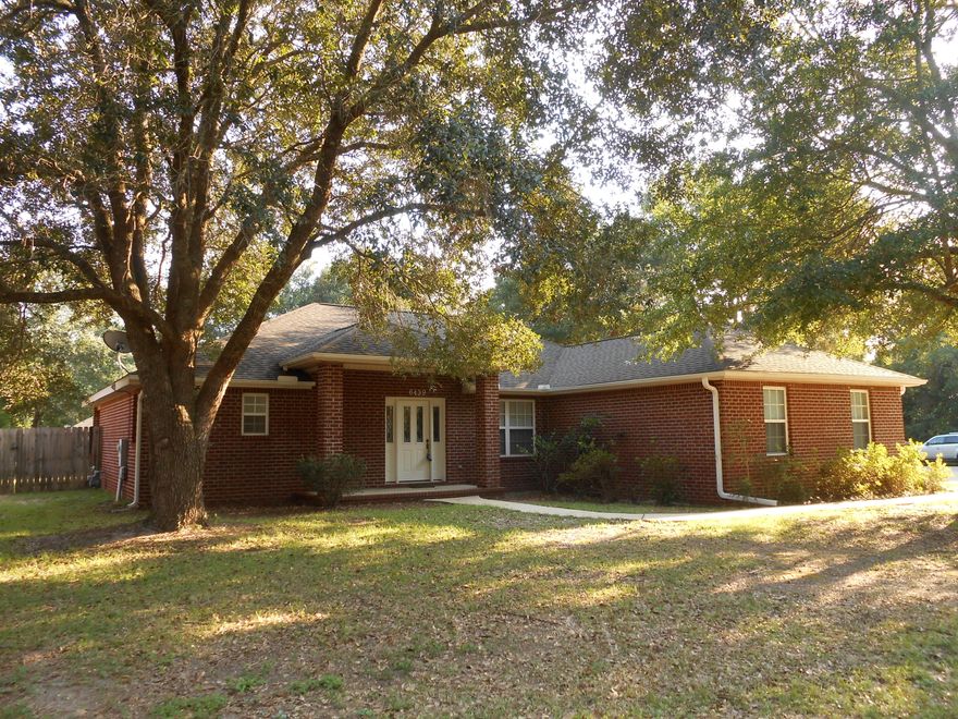 Property is located in Garden Oaks subdivision, which features all brick homes, utilities are underground, sidewalks, brick styled mailboxes and lighted entrance and drive way markers. House has a fireplace, and tile floors in the kitchen area as well as the bathrooms and utility. The smooth-top self-cleaning stove, microwave-hood, dishwasher and refrigerator all convey with the transaction. The Master bath has a garden tub, separate custom shower with a double vanity all in cultured marble. A Glass block window over the garden tub gives ample light to the bath. French Doors in the living room lead to a large 30 x 8 covered porch in the back of the house. The hip-style roof has upgraded dimensional shingles. Air conditioner and hot water tank were installed at construction in 2005.