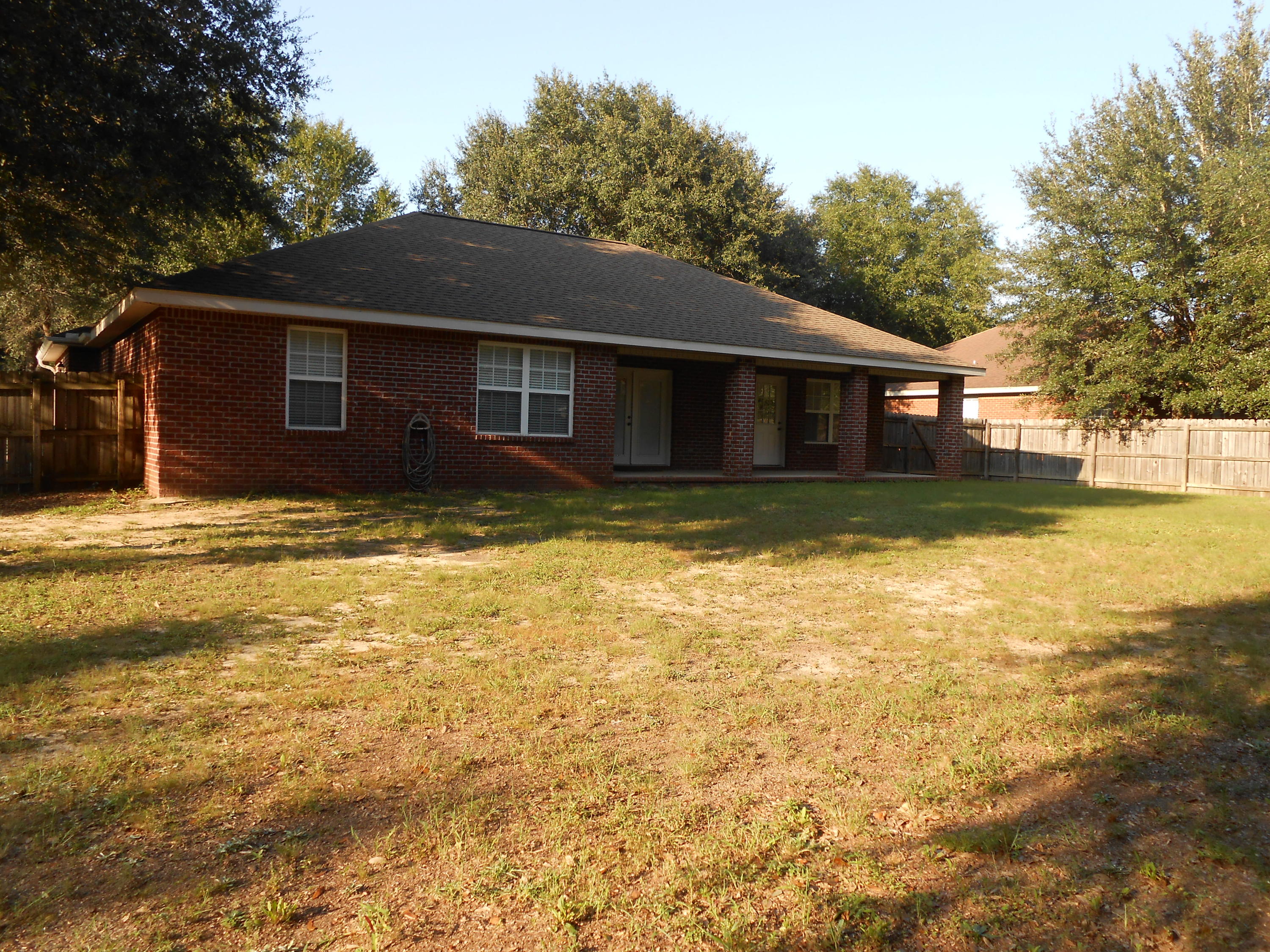 GARDEN OAKS - Residential