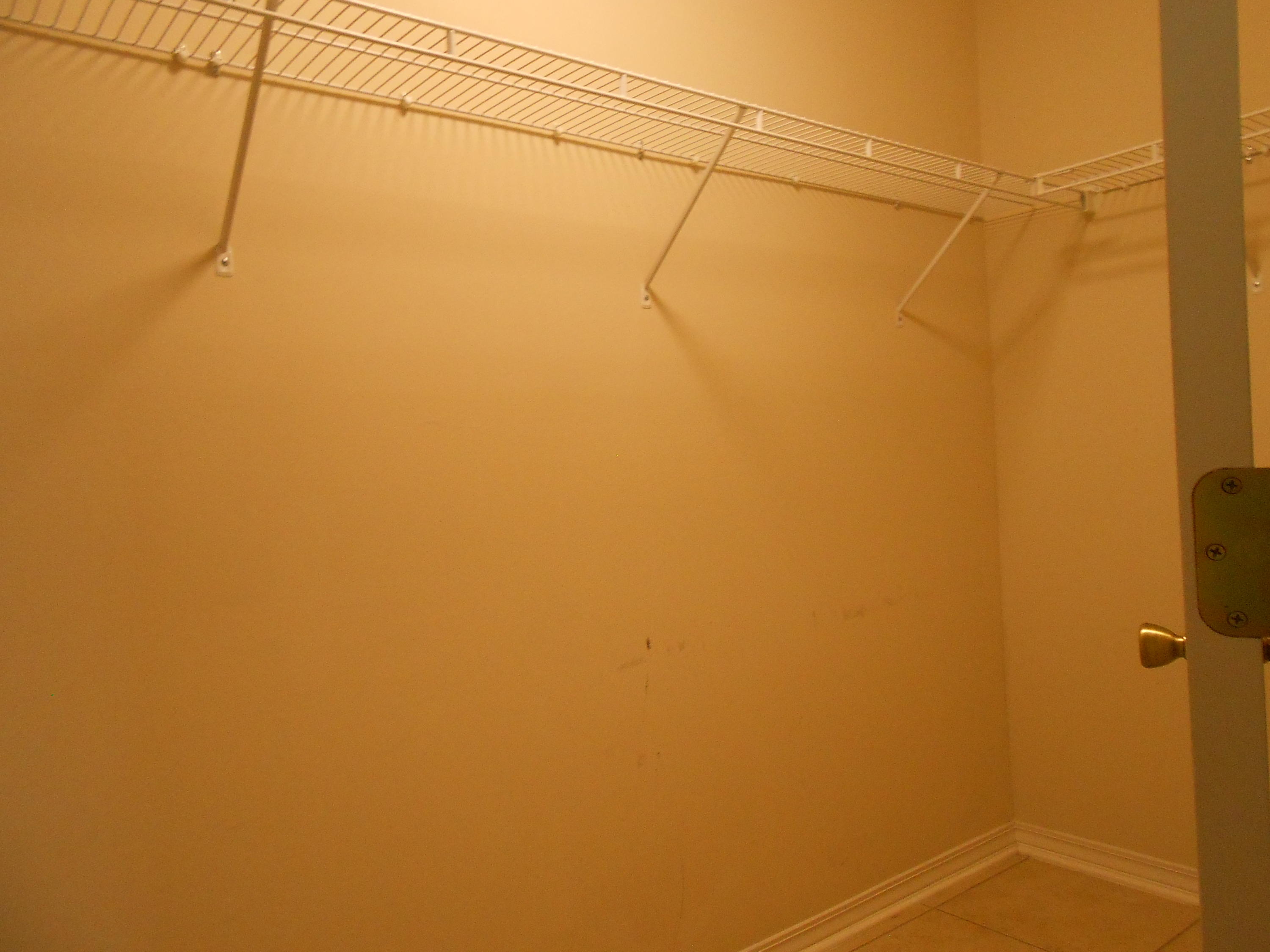 GARDEN OAKS - Residential