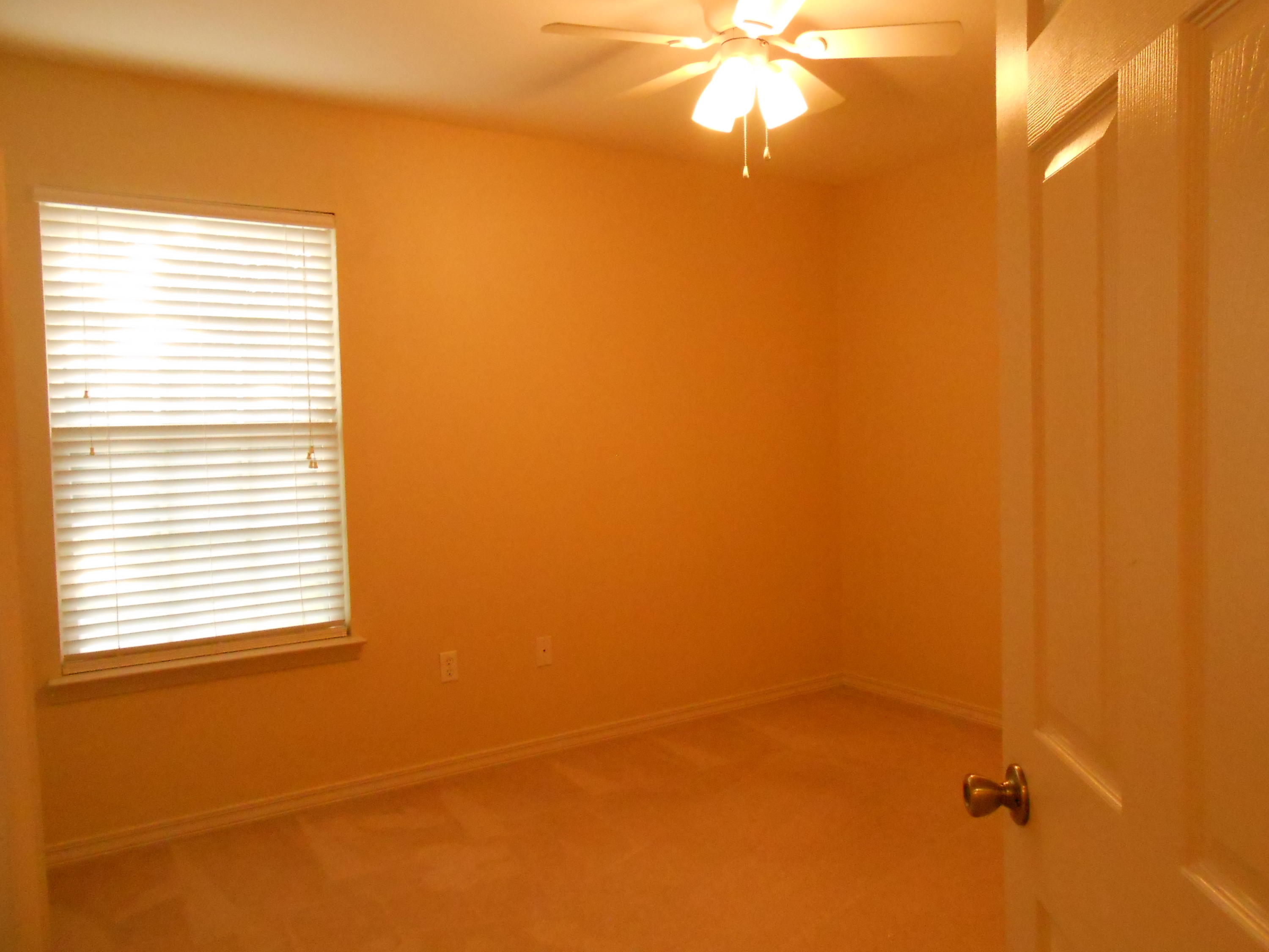 GARDEN OAKS - Residential