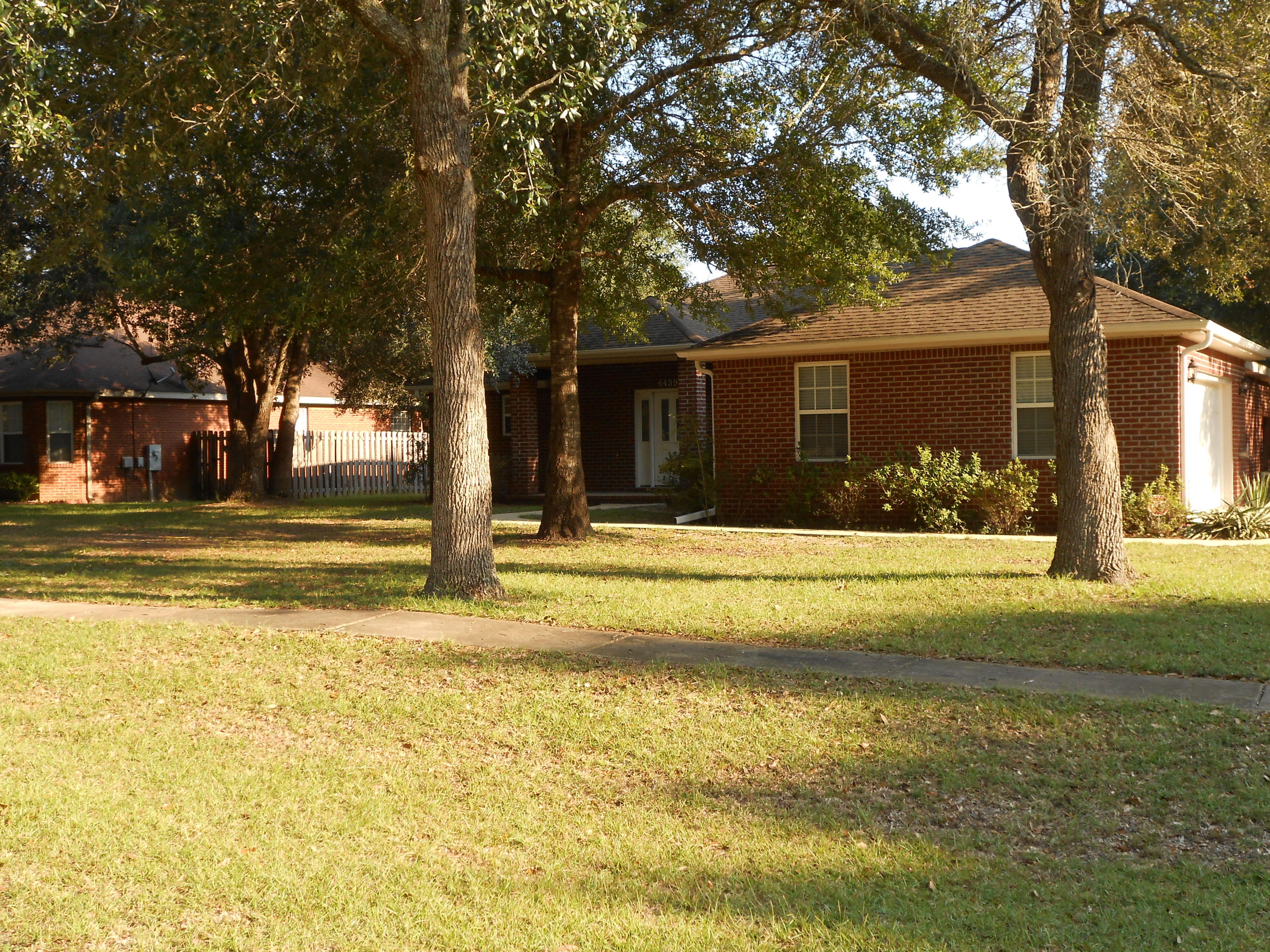 GARDEN OAKS - Residential