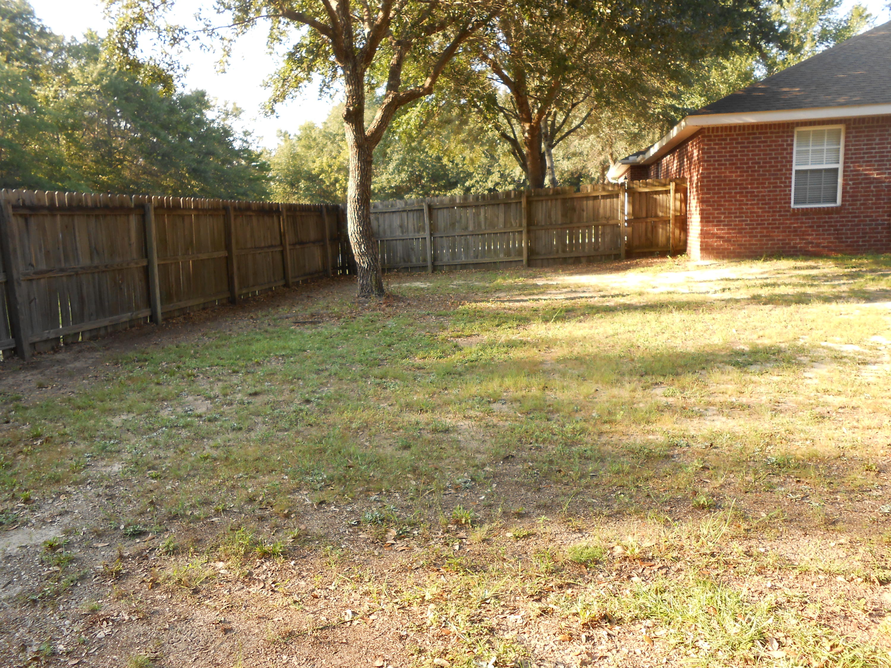 GARDEN OAKS - Residential