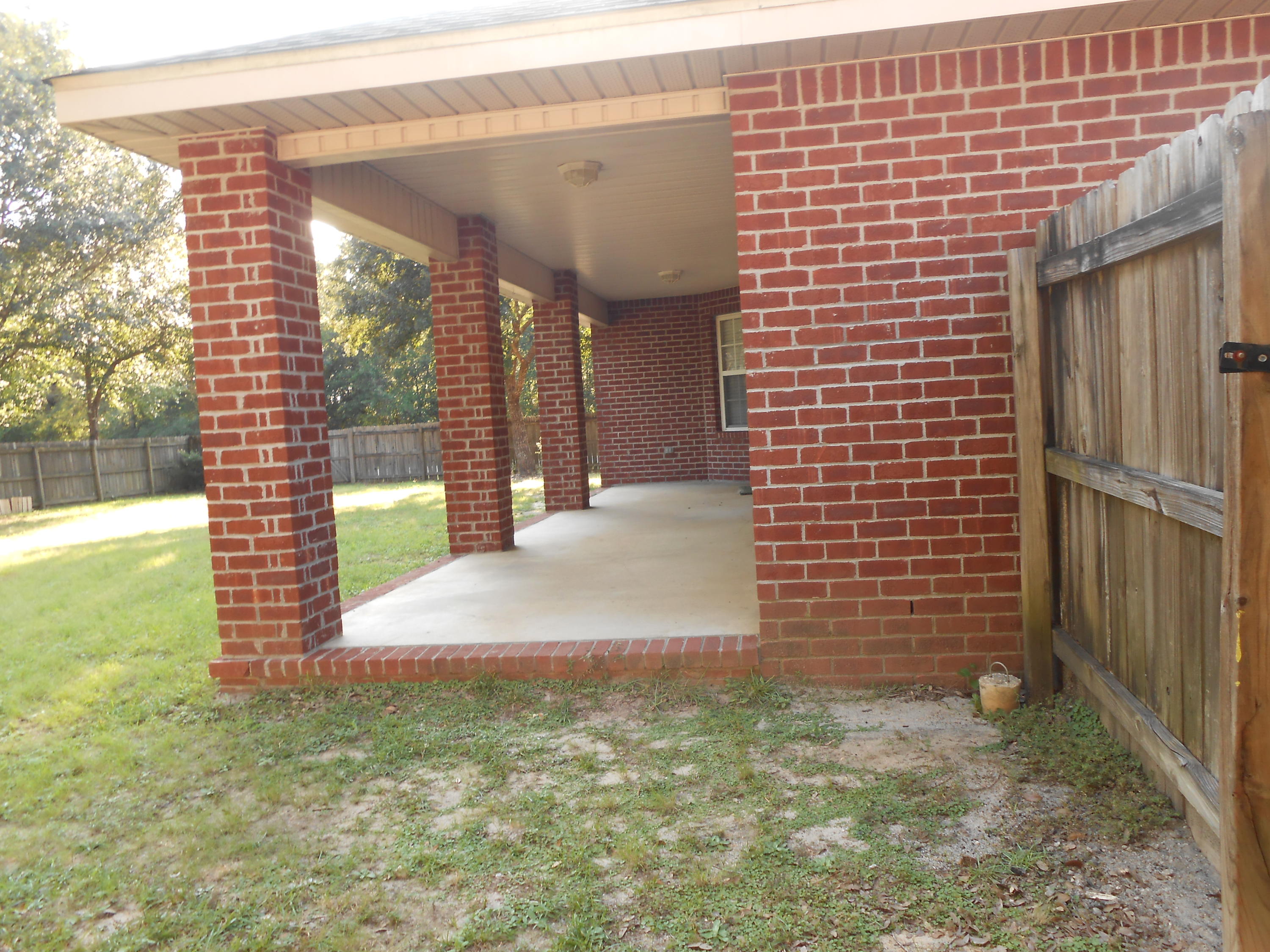 GARDEN OAKS - Residential