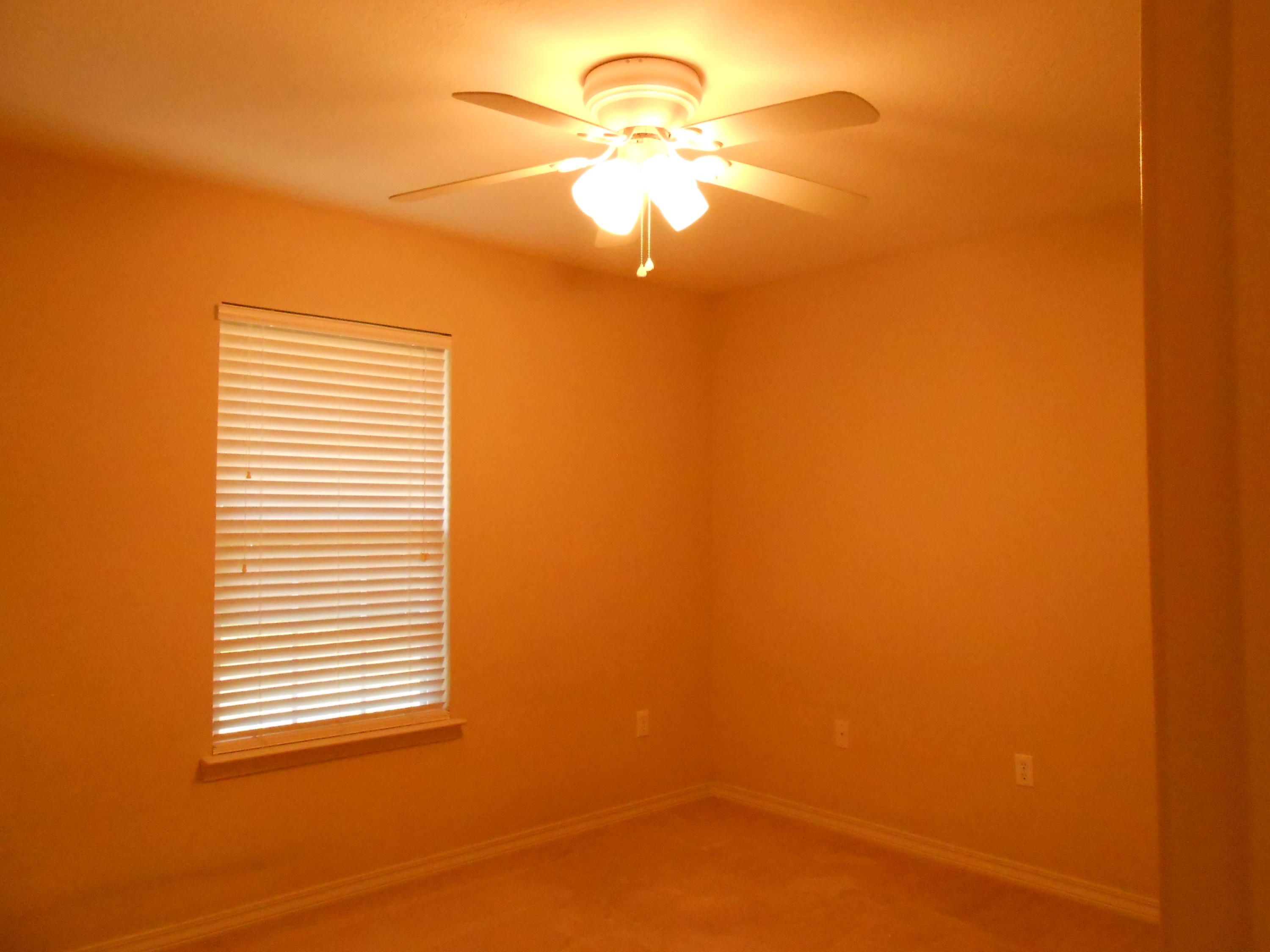 GARDEN OAKS - Residential