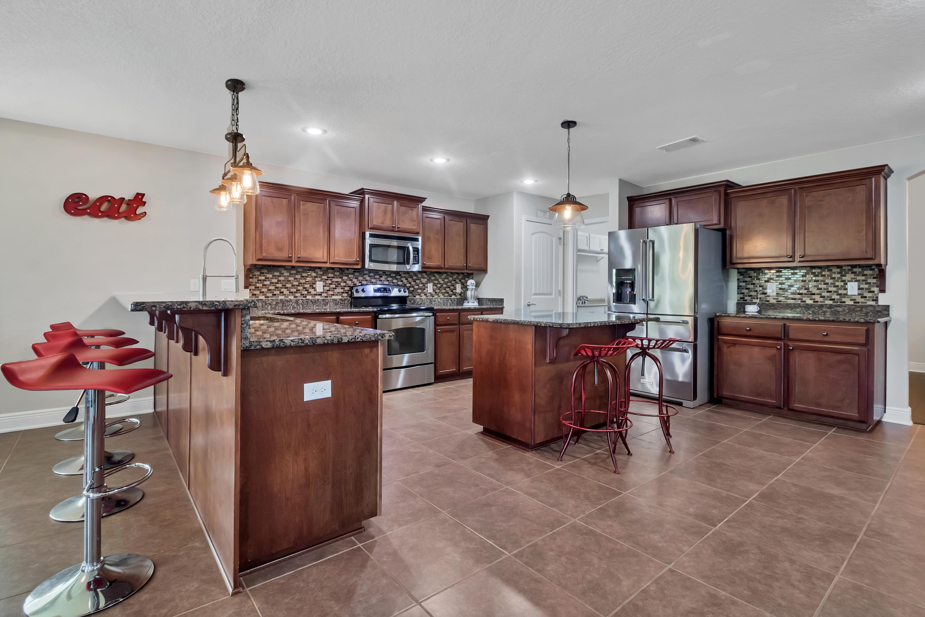 HOLLEY BY THE SEA - Residential