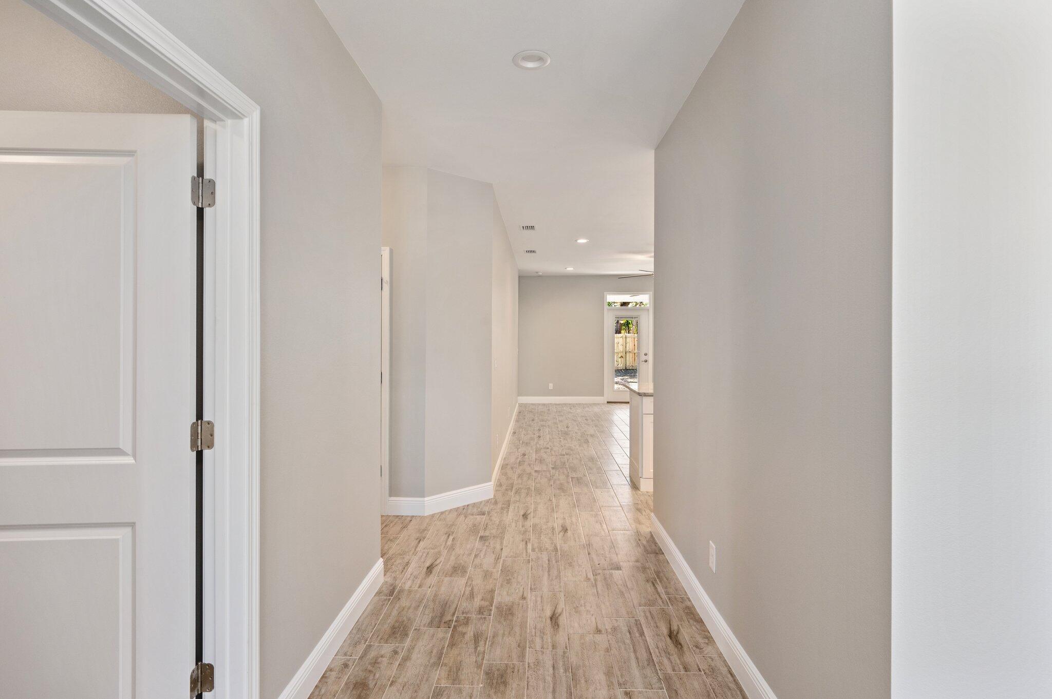 LOLA GARDENS - Residential