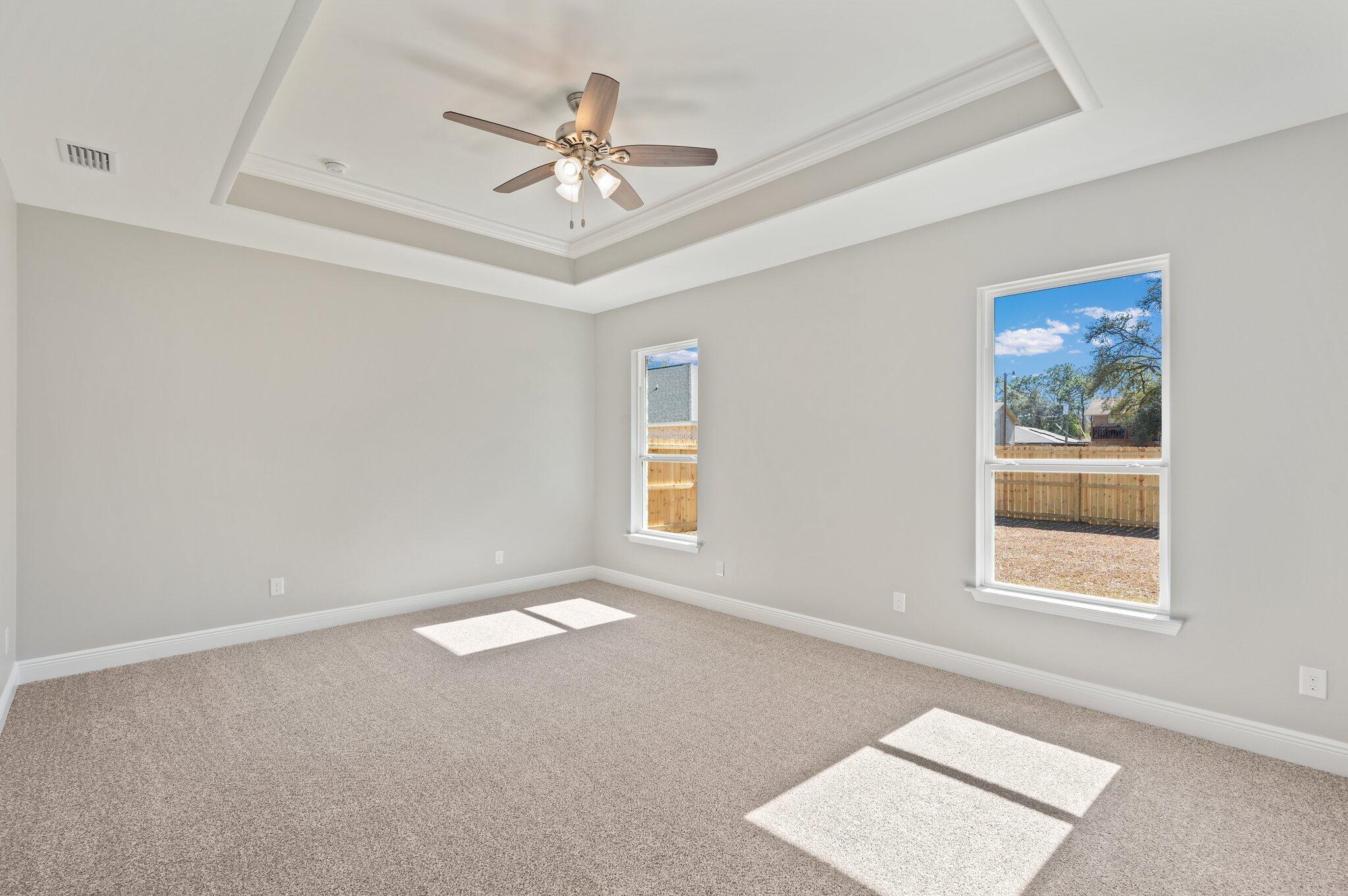 LOLA GARDENS - Residential