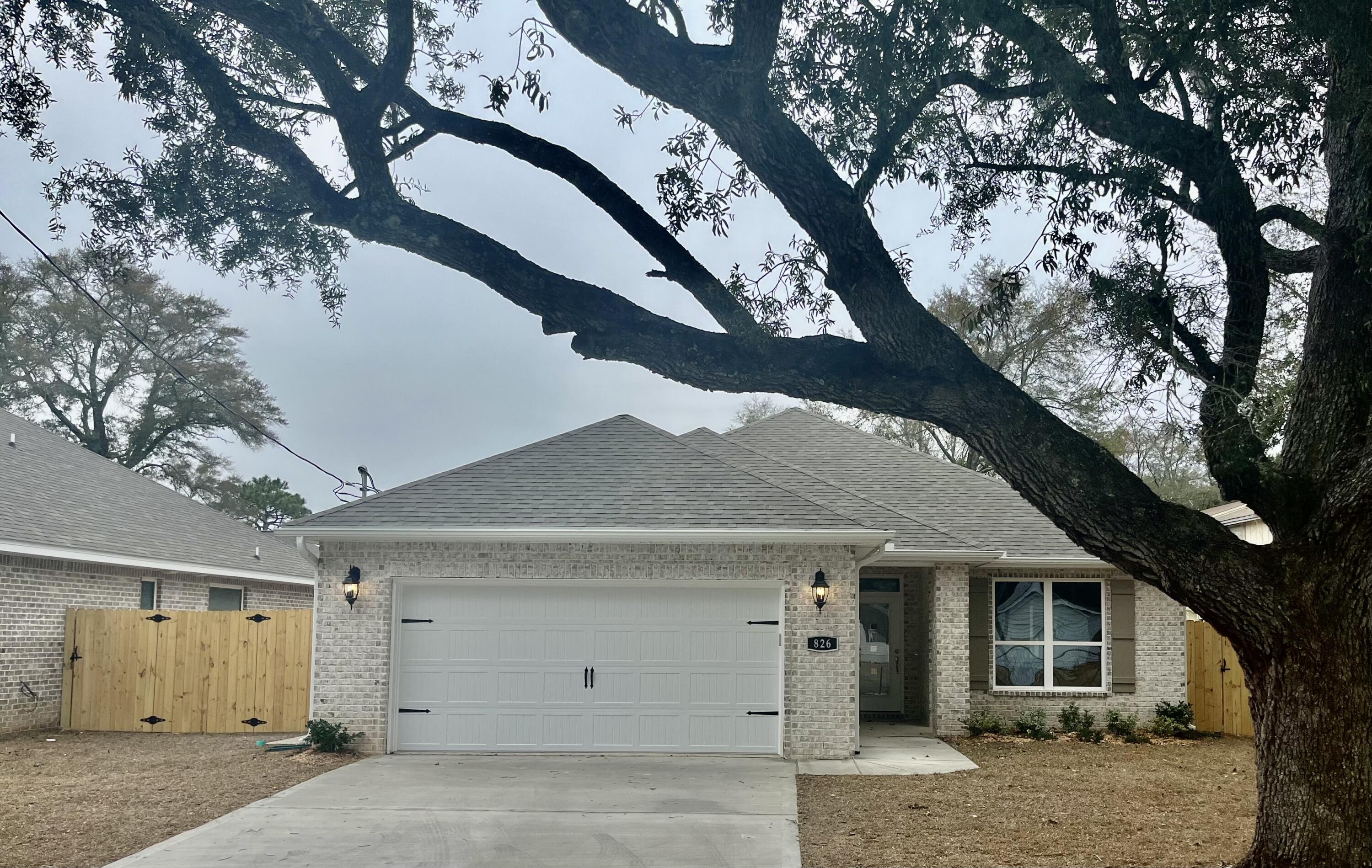 LOLA GARDENS - Residential