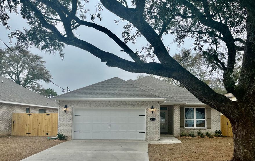 SELLER WILL GIVE $10,000.00 ASSISTANCE FOR ANY ACCEPTABLE OFFER TO GO TOWARD RATE BUYDOWN, PREPAIDS, CLOSING COSTS.Welcome home to this fabulous 4 bedroom 2 bath home located in Fort Walton Beach, Fl.  This home is conveniently located near bases, and shopping.  As you walk into the beautiful home you will enjoy the separate dining room adjacent to the kitchen.  Beautiful kitchen cabinetry with a spacious breakfast bar for entertaining and walk-in pantry.  The living room is very spacious with views of the large back yard.  Master bedroom offers tray ceilings and spacious walk-in closet.  Enjoy double vanities in the master along with separate shower and garden tub. Buyer to verify all areas of importance including lot size,