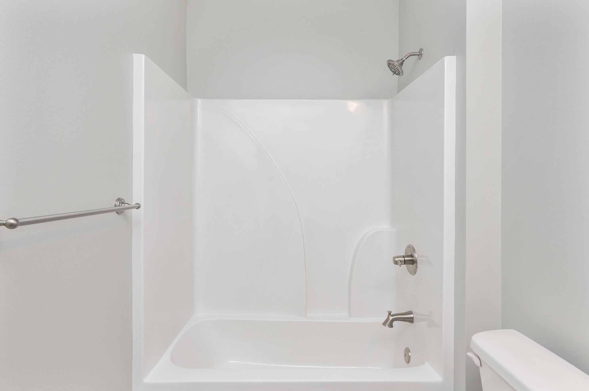 LOLA GARDENS - Residential