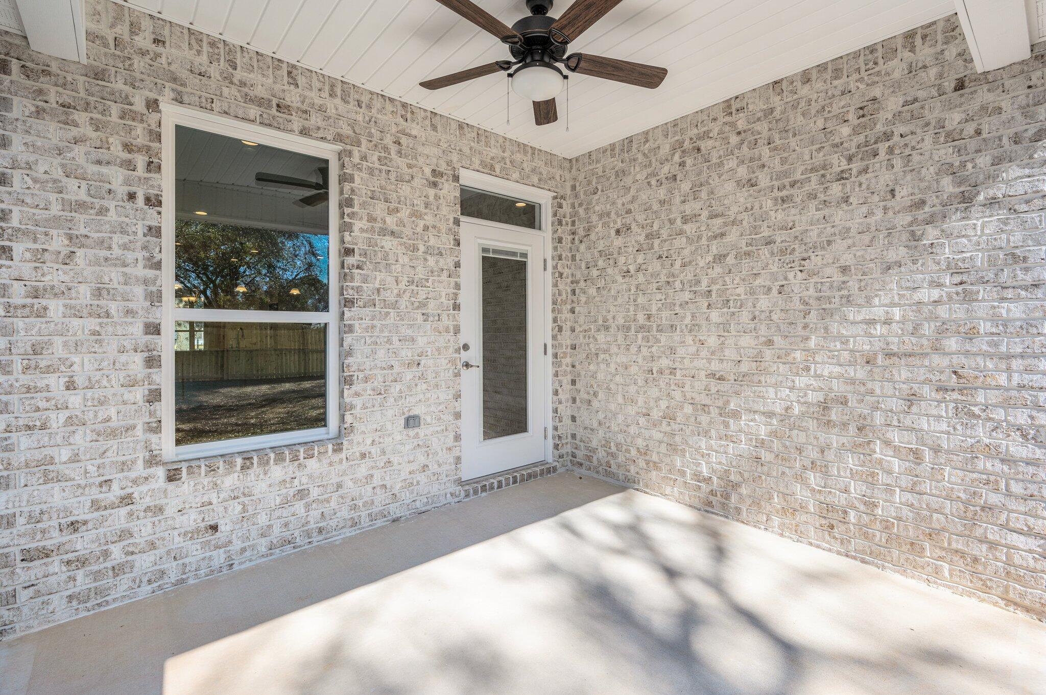 LOLA GARDENS - Residential