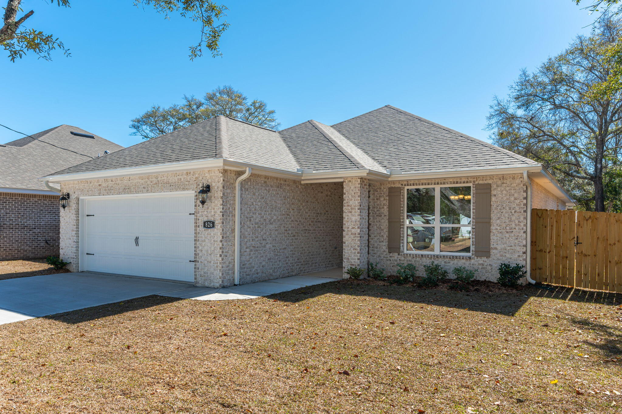 LOLA GARDENS - Residential