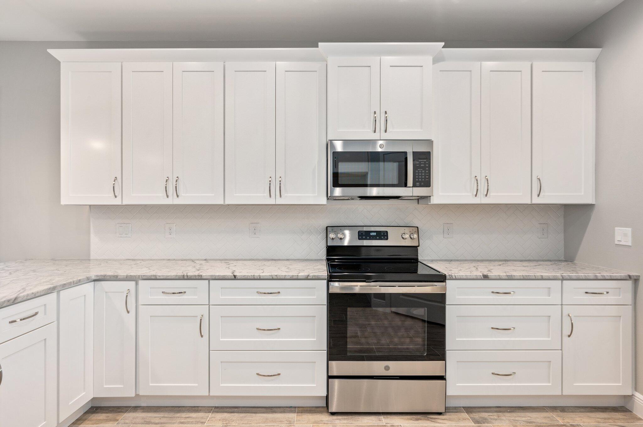 LOLA GARDENS - Residential