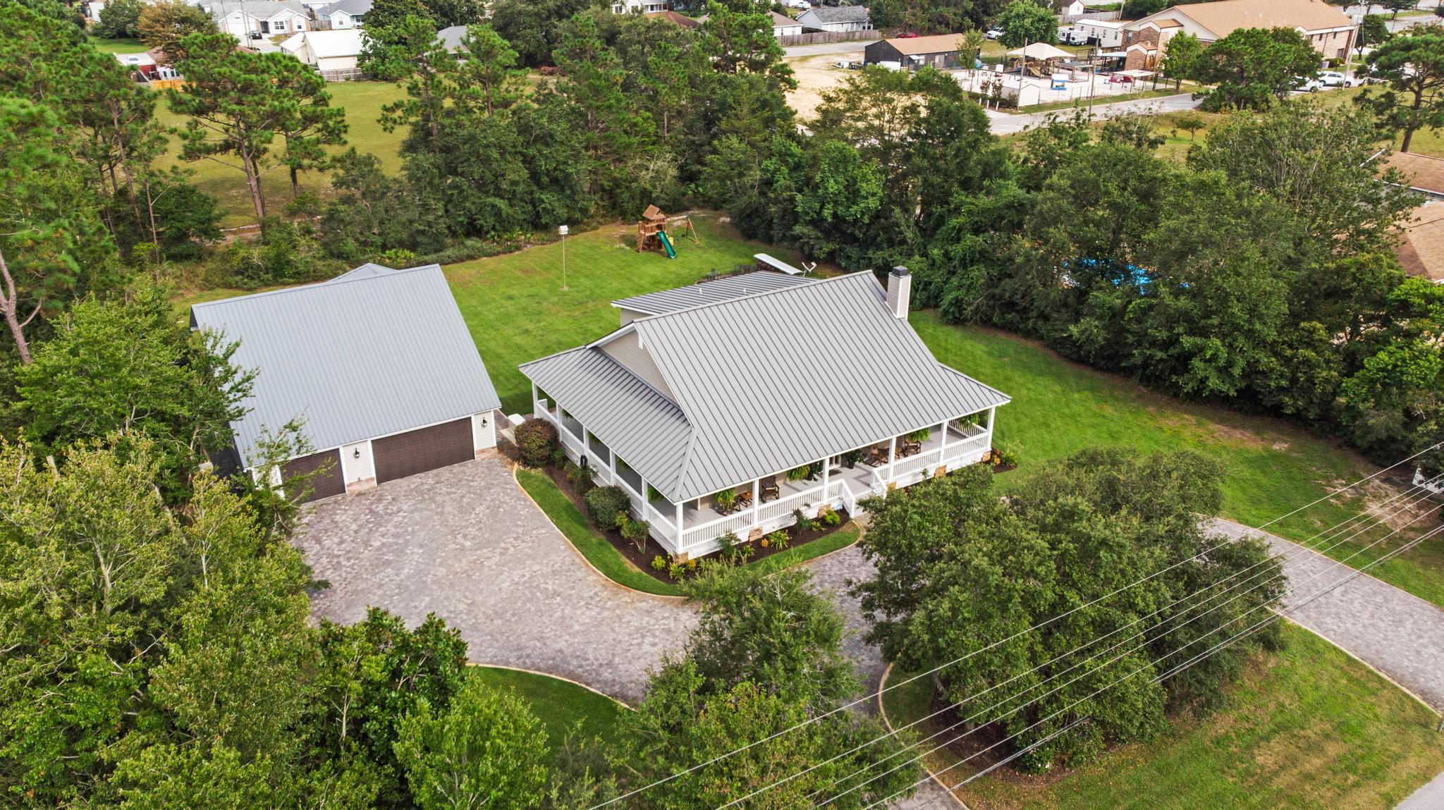 CRESCENT SHORES - Residential