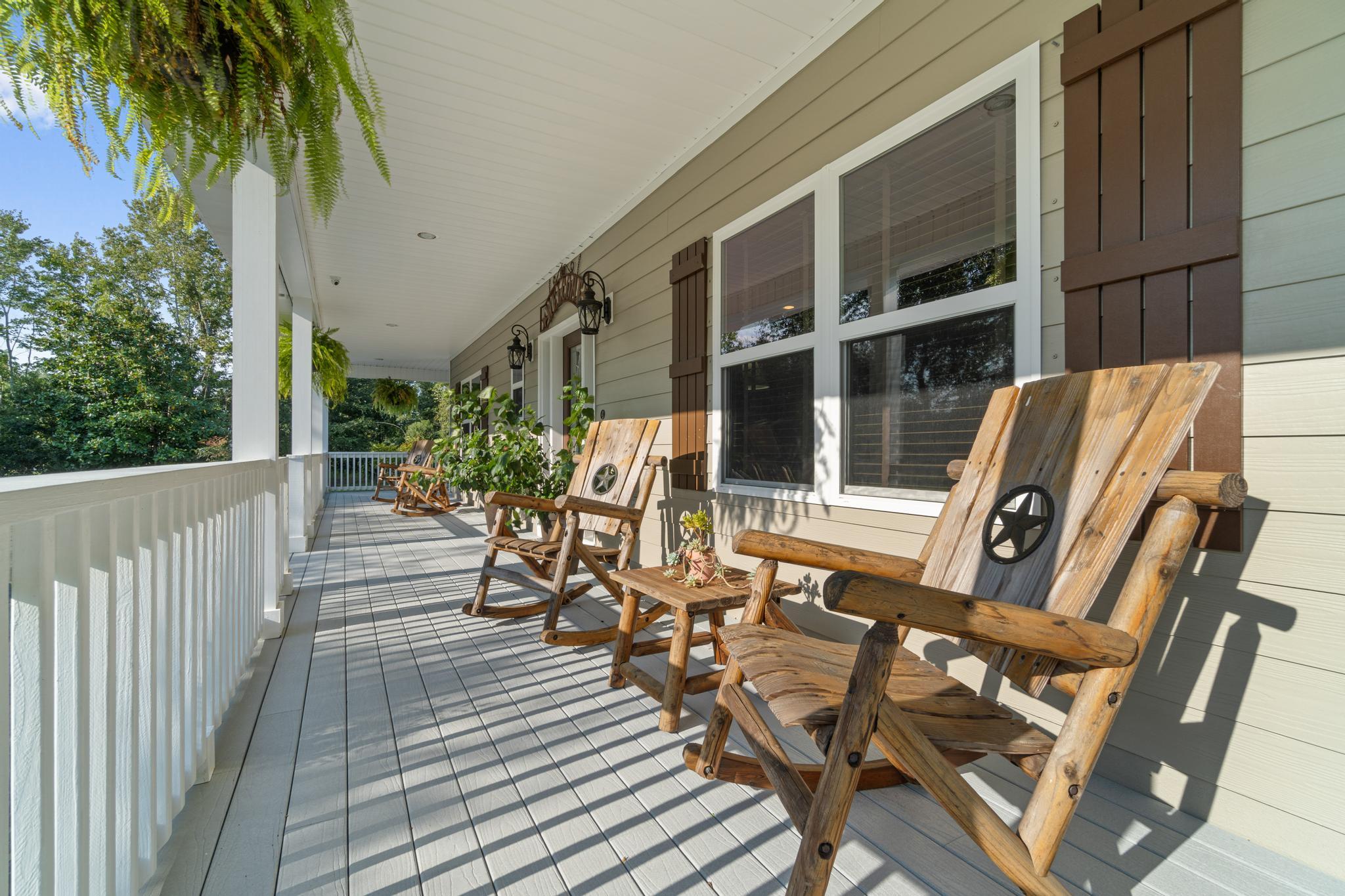 CRESCENT SHORES - Residential