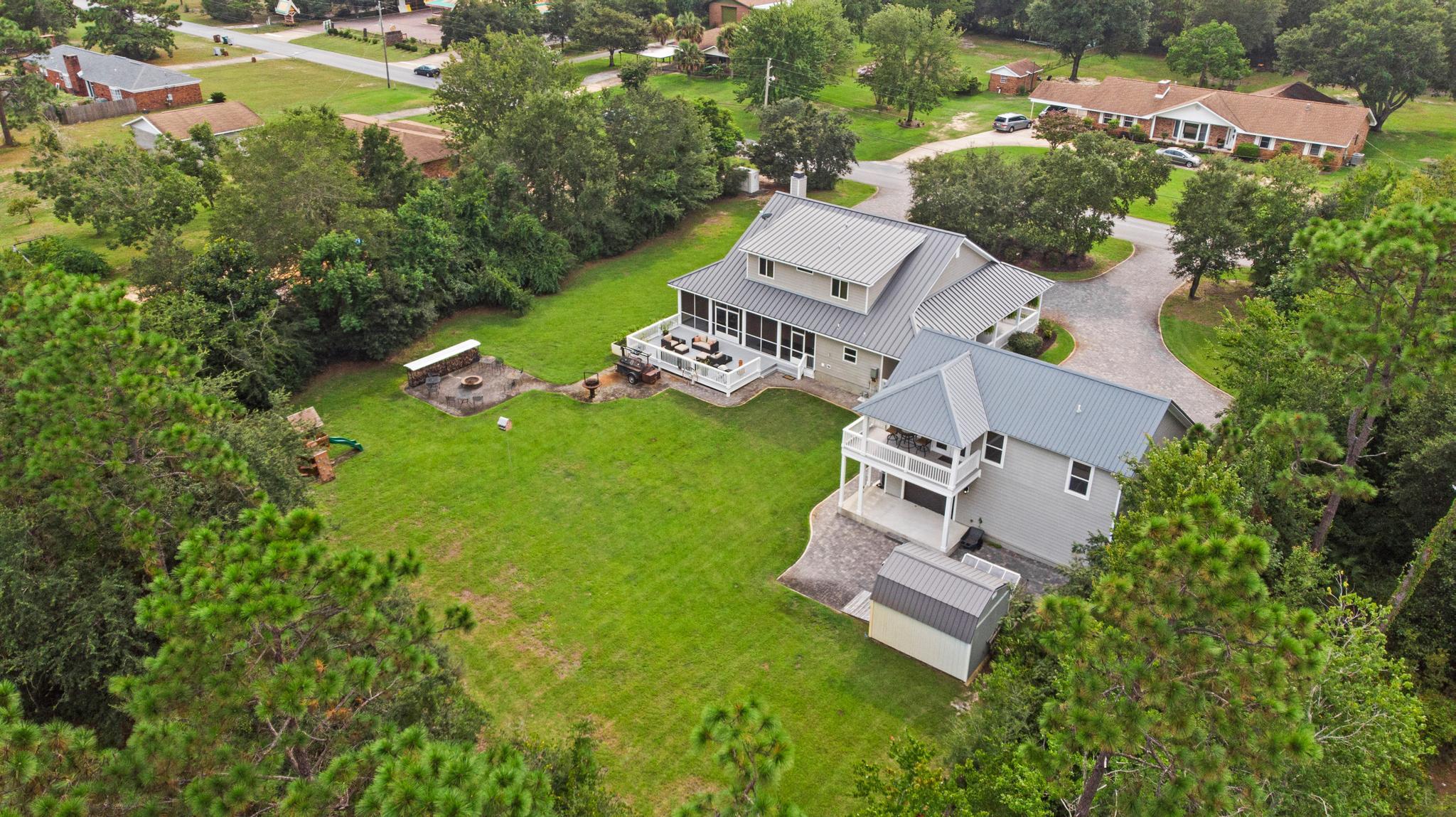 CRESCENT SHORES - Residential