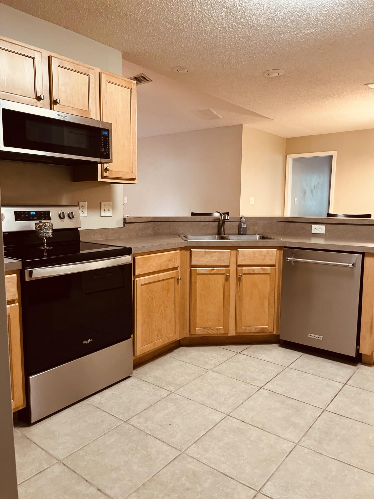 TURKEY-CREEK ESTATES - Residential