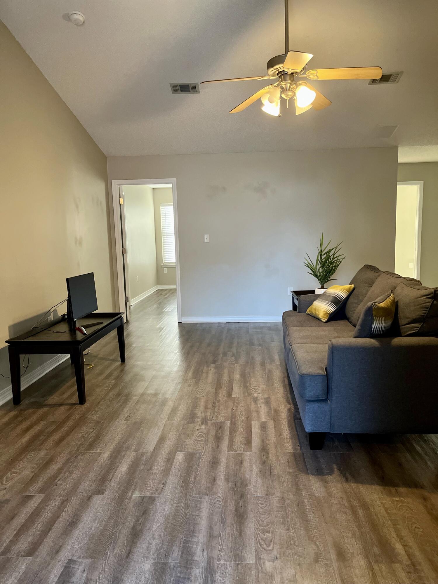 TURKEY-CREEK ESTATES - Residential