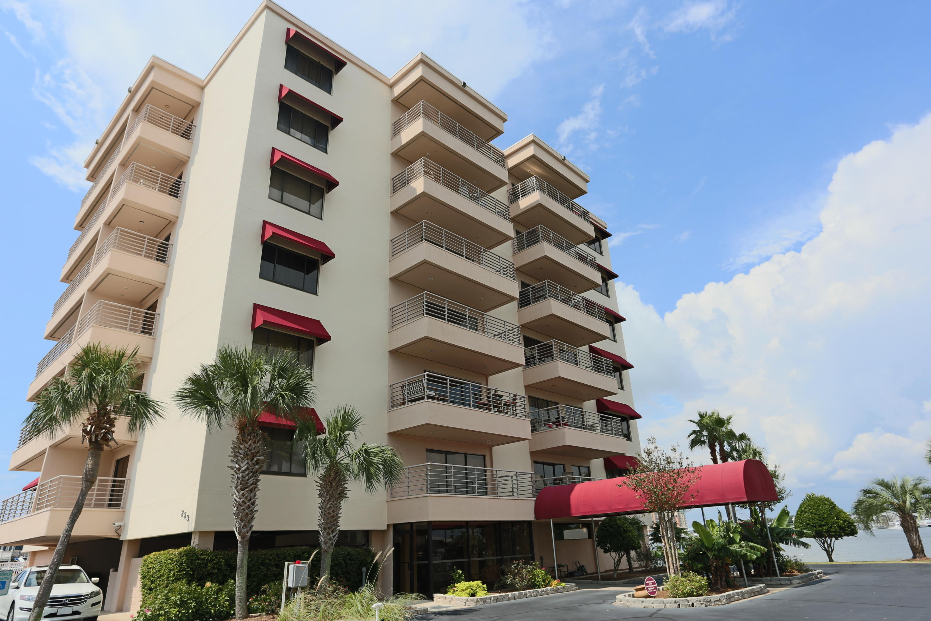 DESTIN HARBOR RESORT WEST - Residential