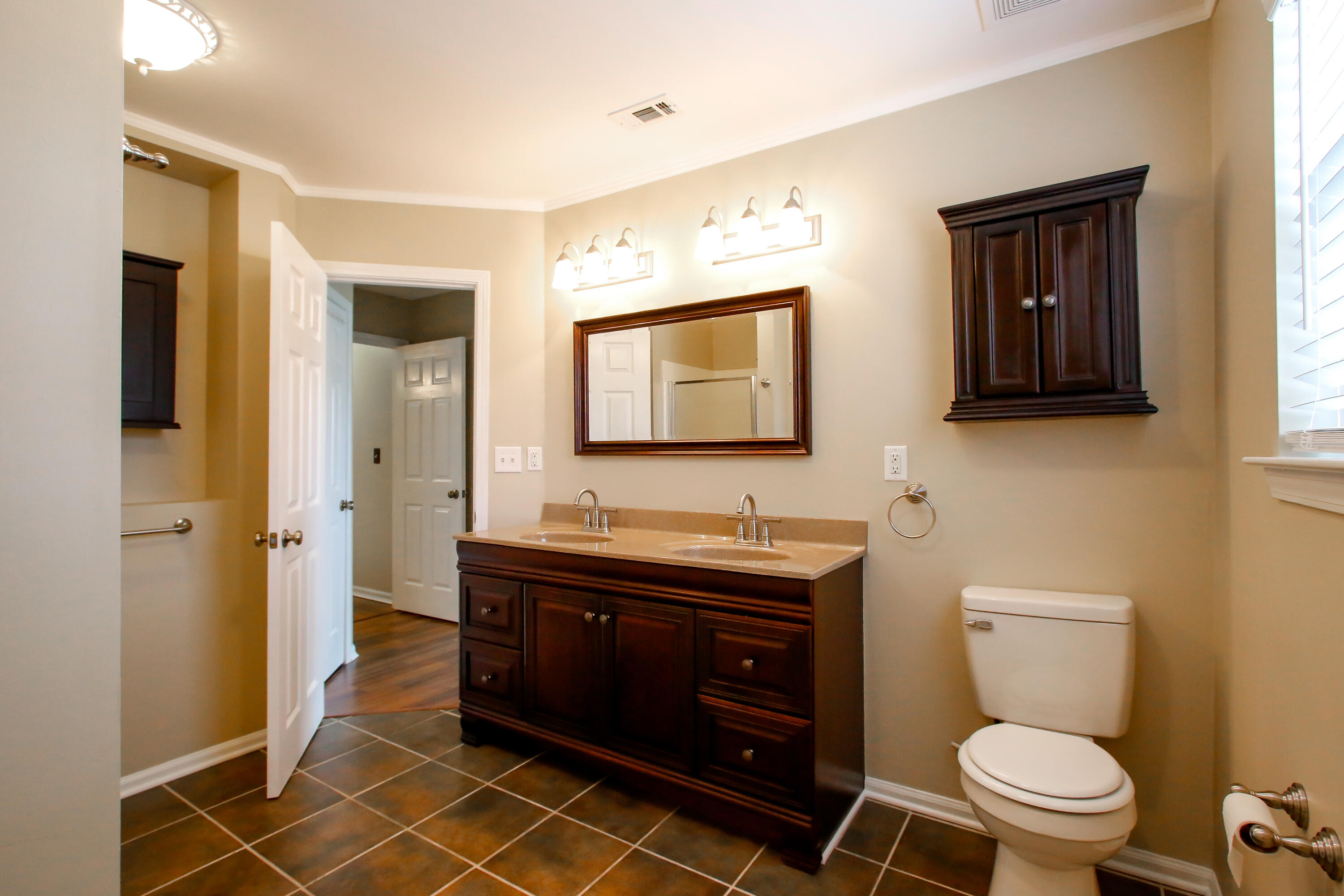 VICTORIA PARK - Residential