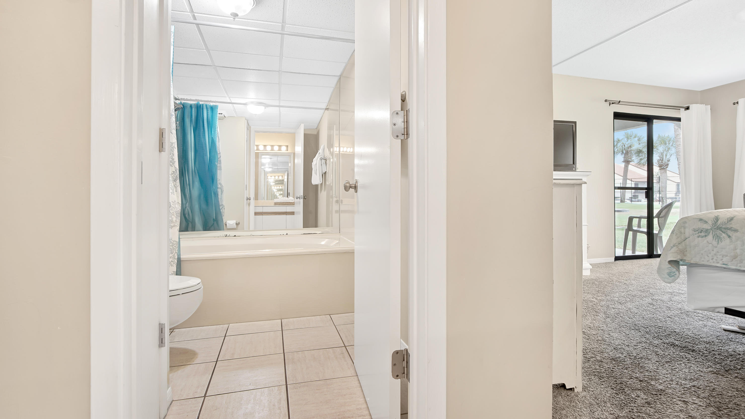 EDGEWATER - Residential