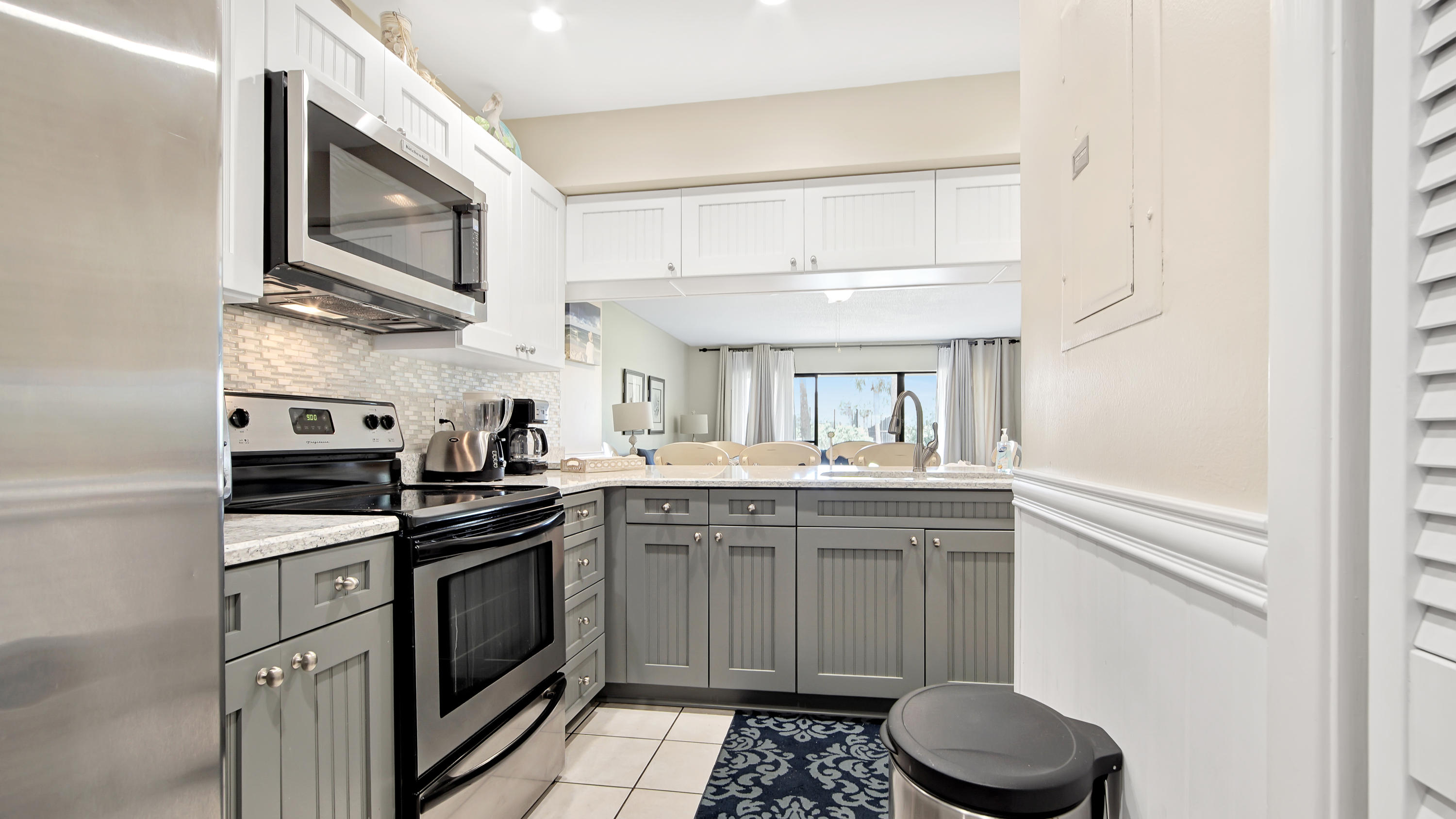 EDGEWATER - Residential