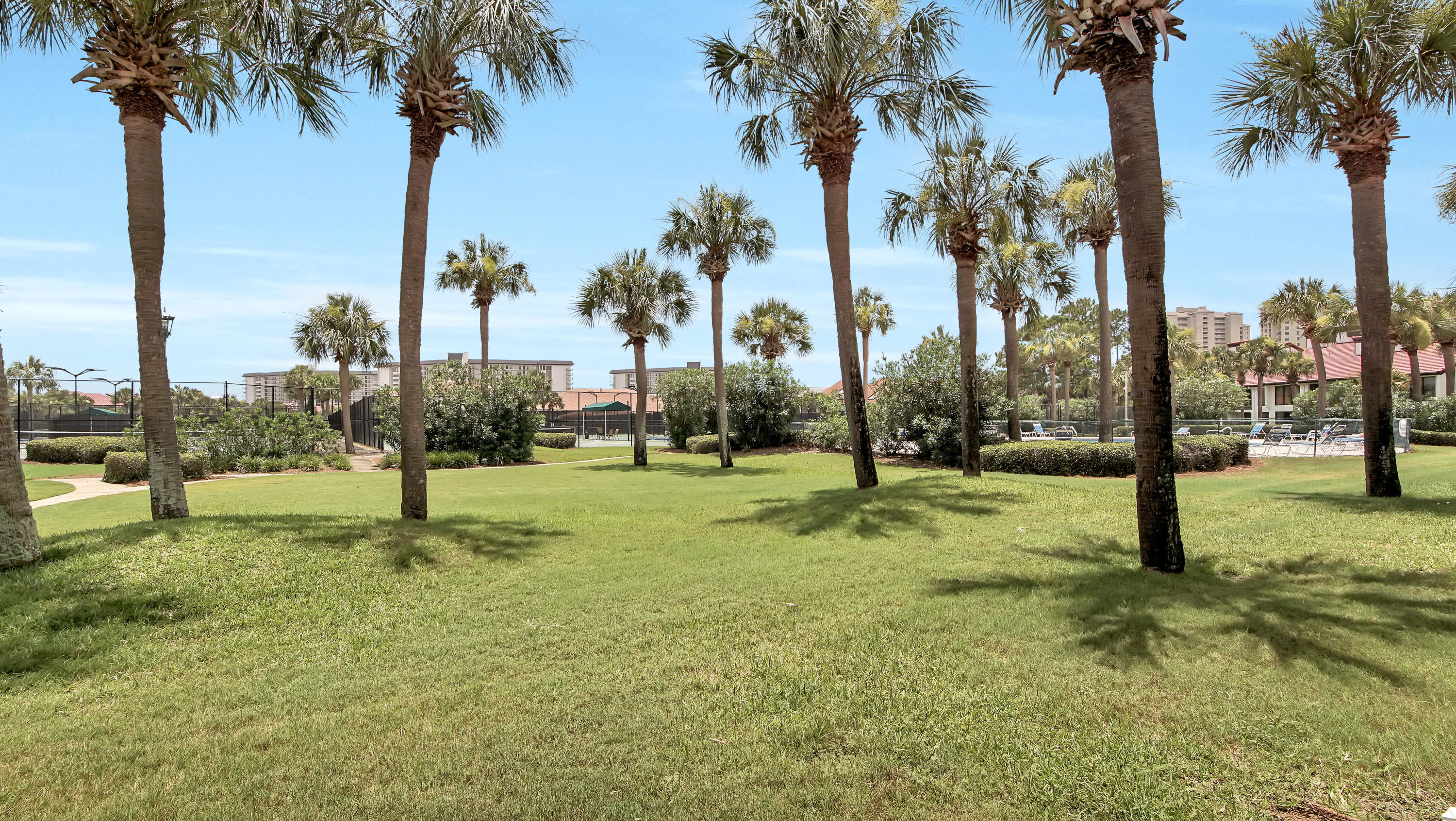 EDGEWATER - Residential