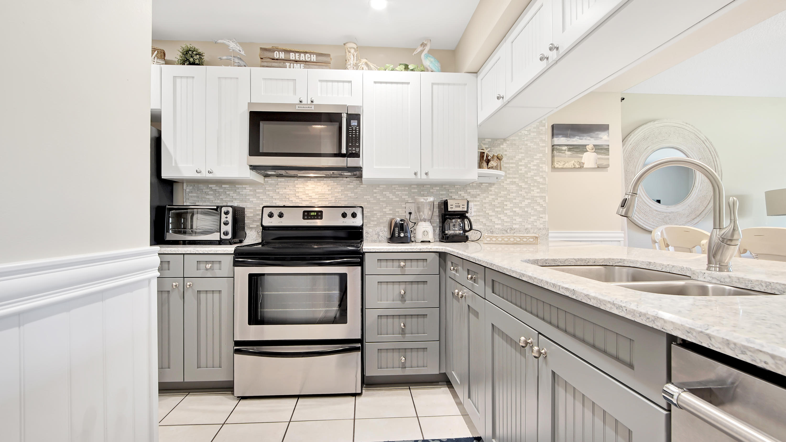 EDGEWATER - Residential